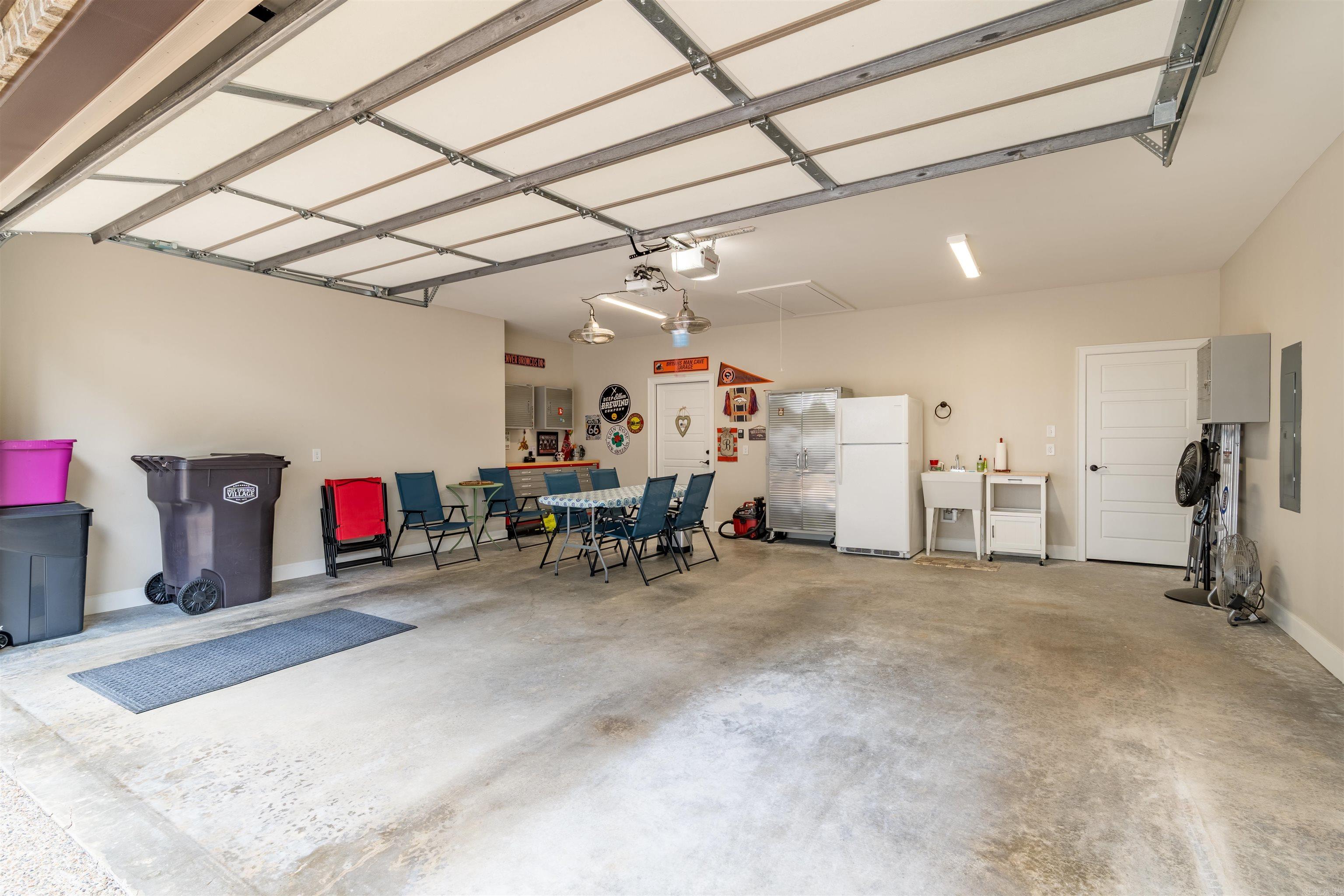 ALTA VISTA - Residential