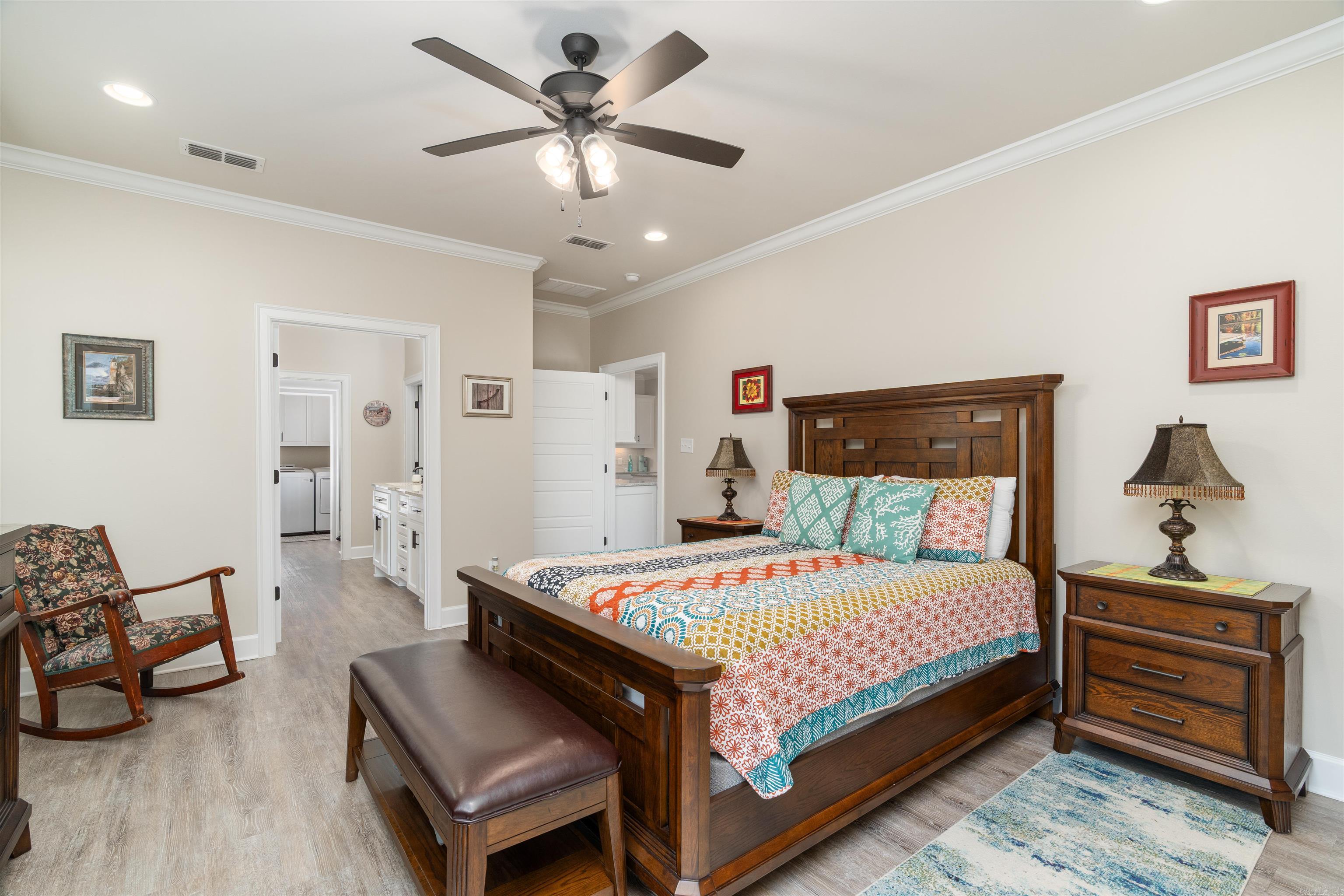 ALTA VISTA - Residential