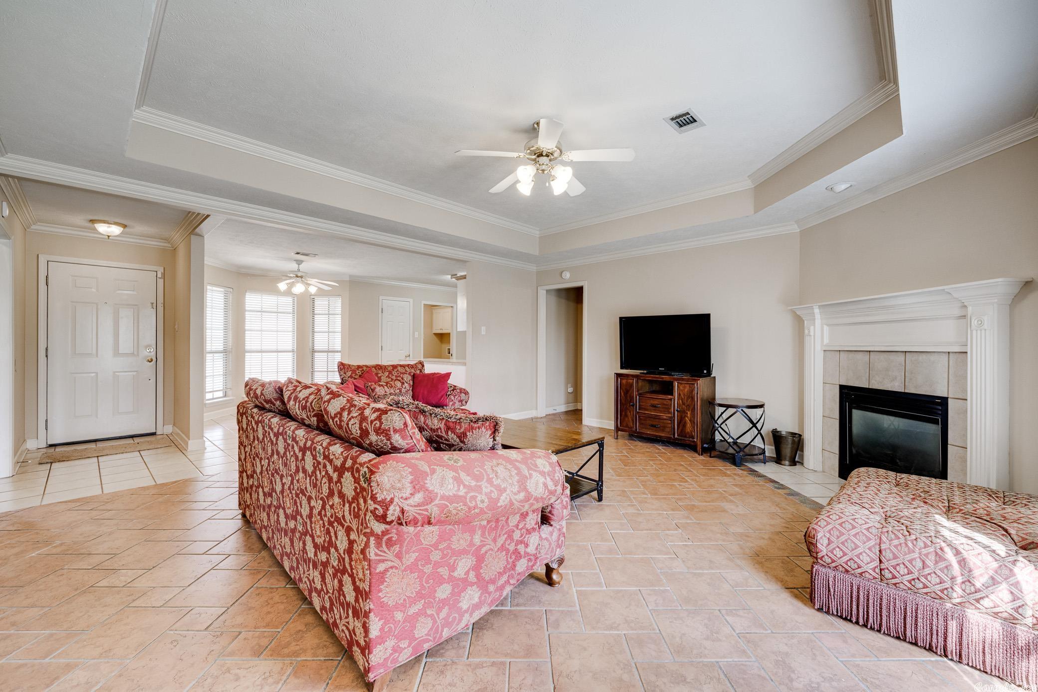 MARLISE MANOR - Residential