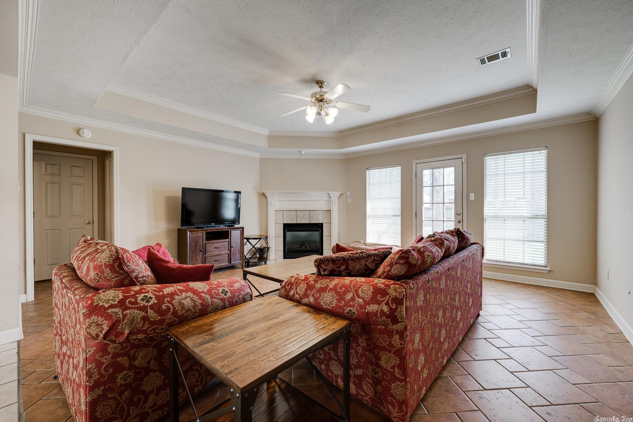 MARLISE MANOR - Residential