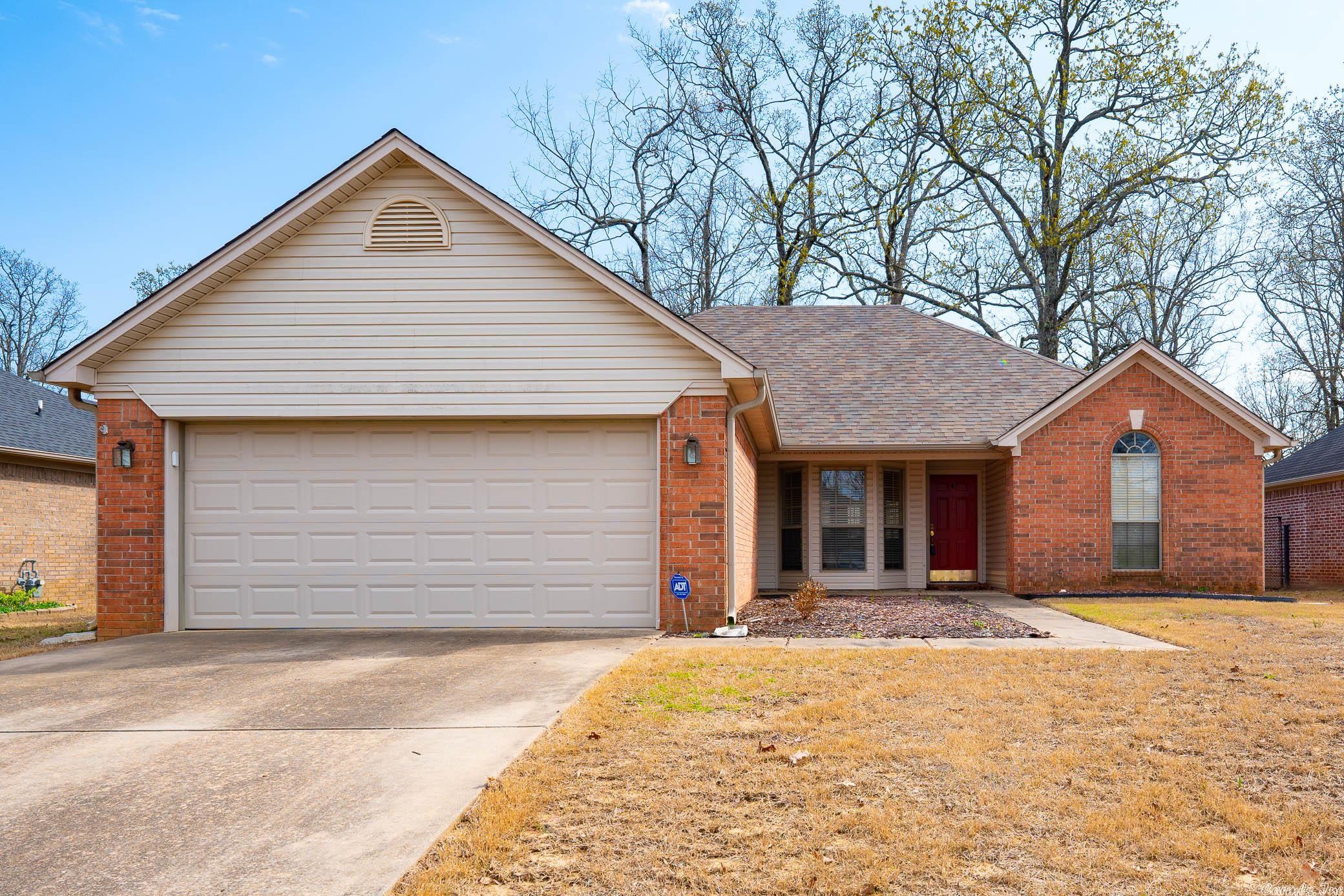 3 bed 2 bath house. Home is walking distance to Ellen Smith Elementary School and close to UCA.