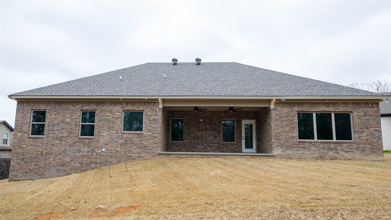 MAGNOLIA VILLAGE - Residential