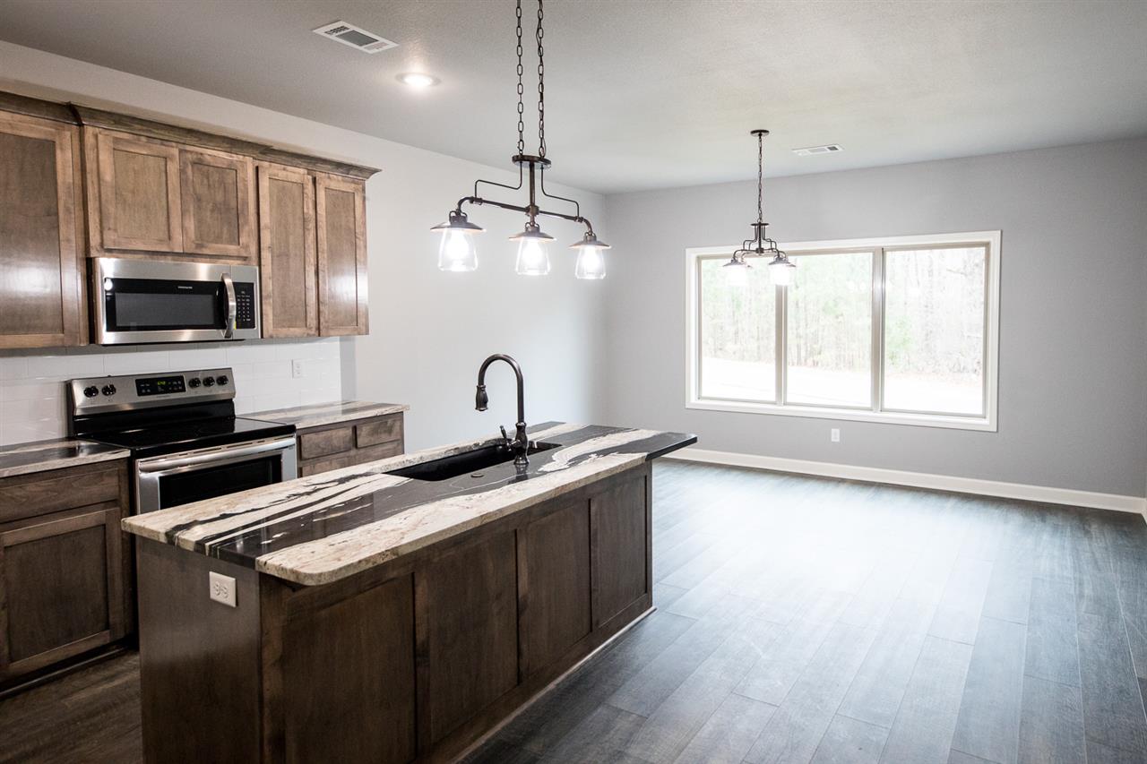 MAGNOLIA VILLAGE - Residential