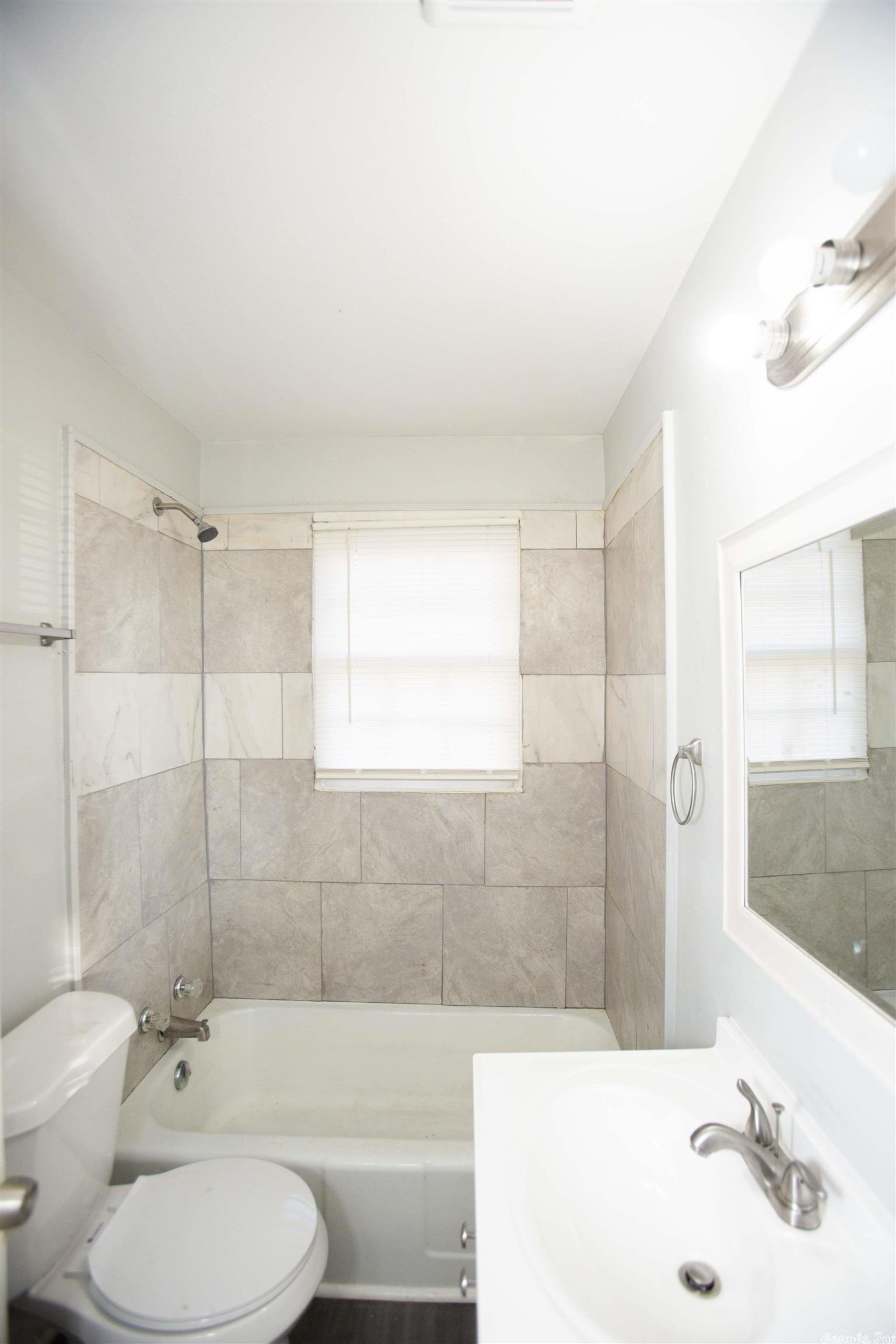 WALTHOUR & FLAKE ADDN - Residential