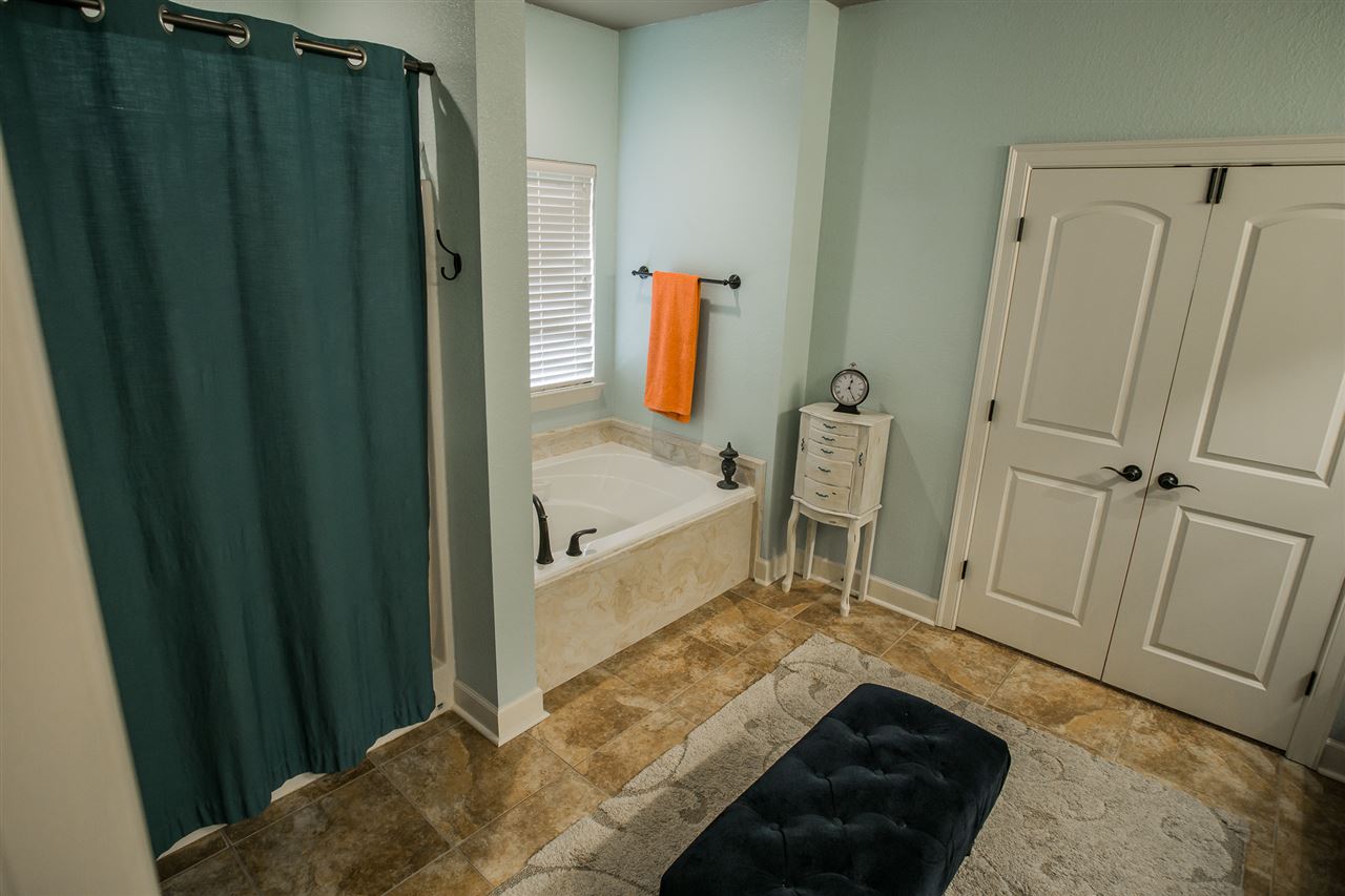 Huntington Estates - Residential