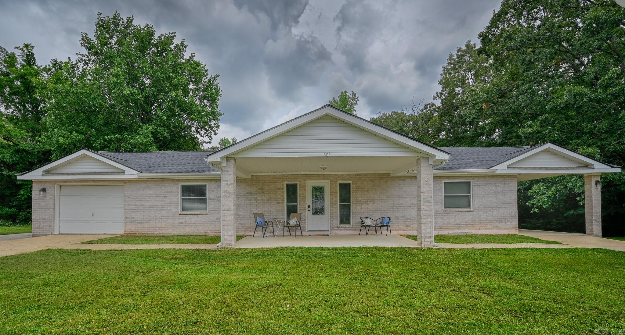 HORNBECK PLACE - Residential