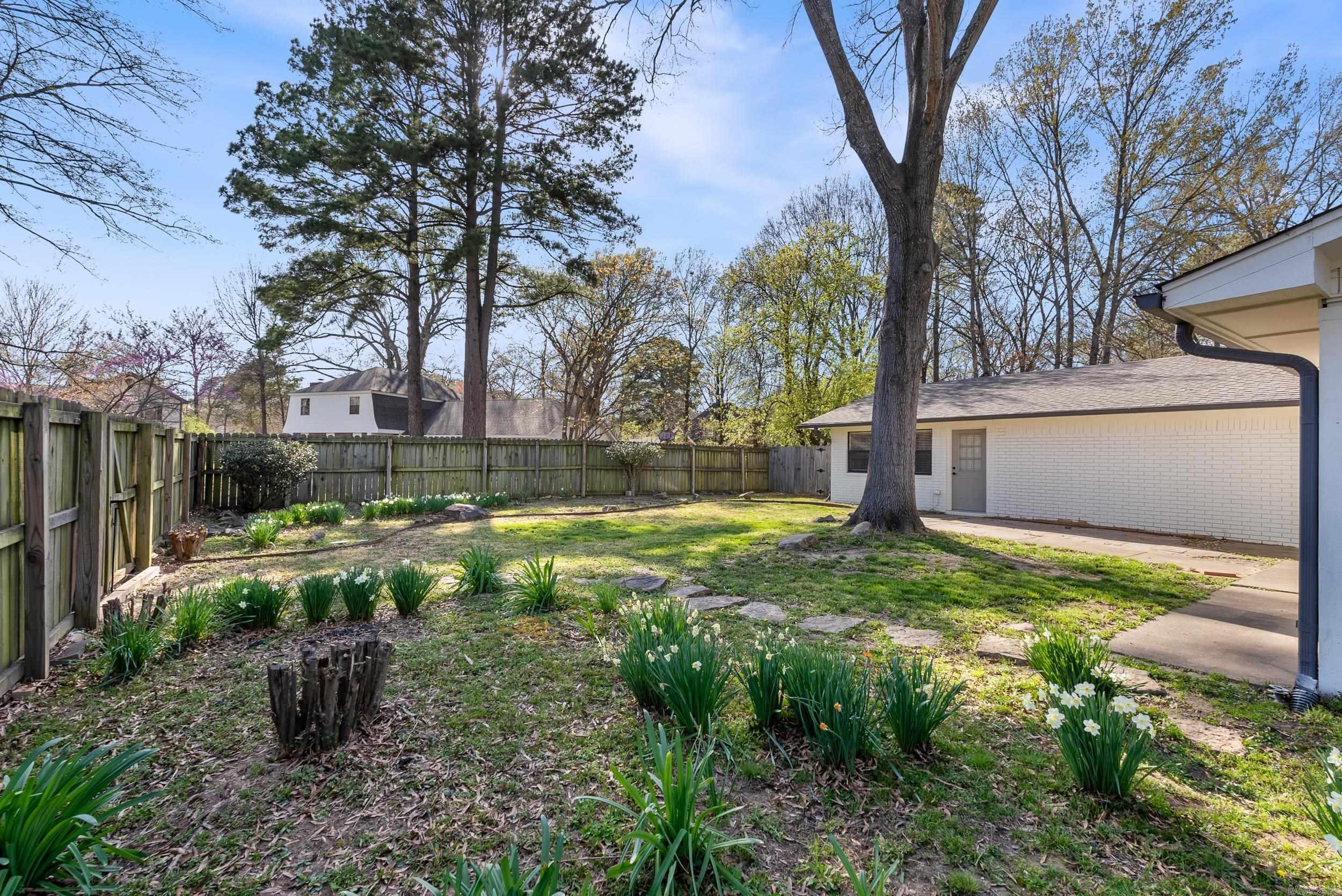 OAK FORREST - Residential