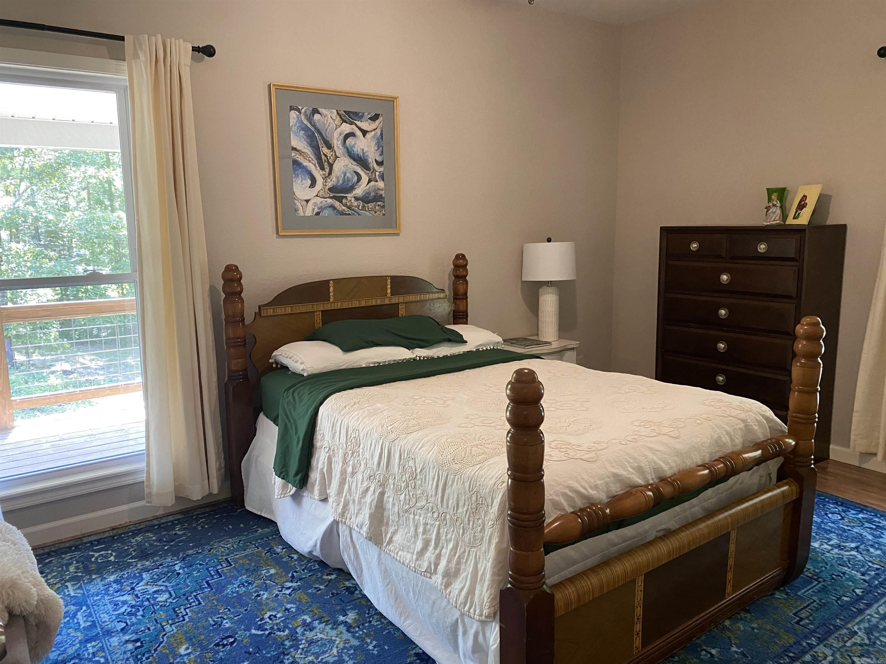 Mount Ida In - Residential