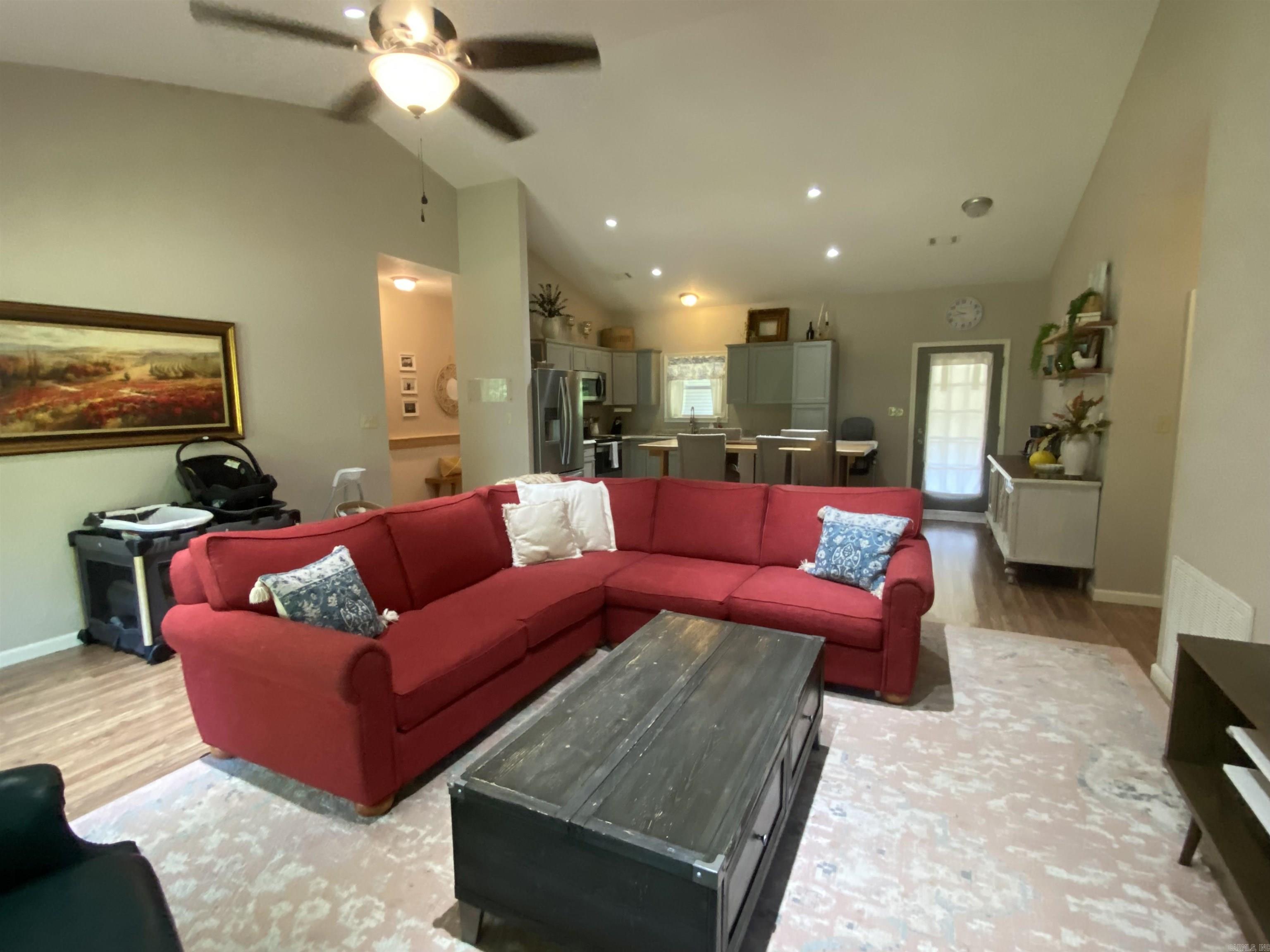 Mount Ida In - Residential