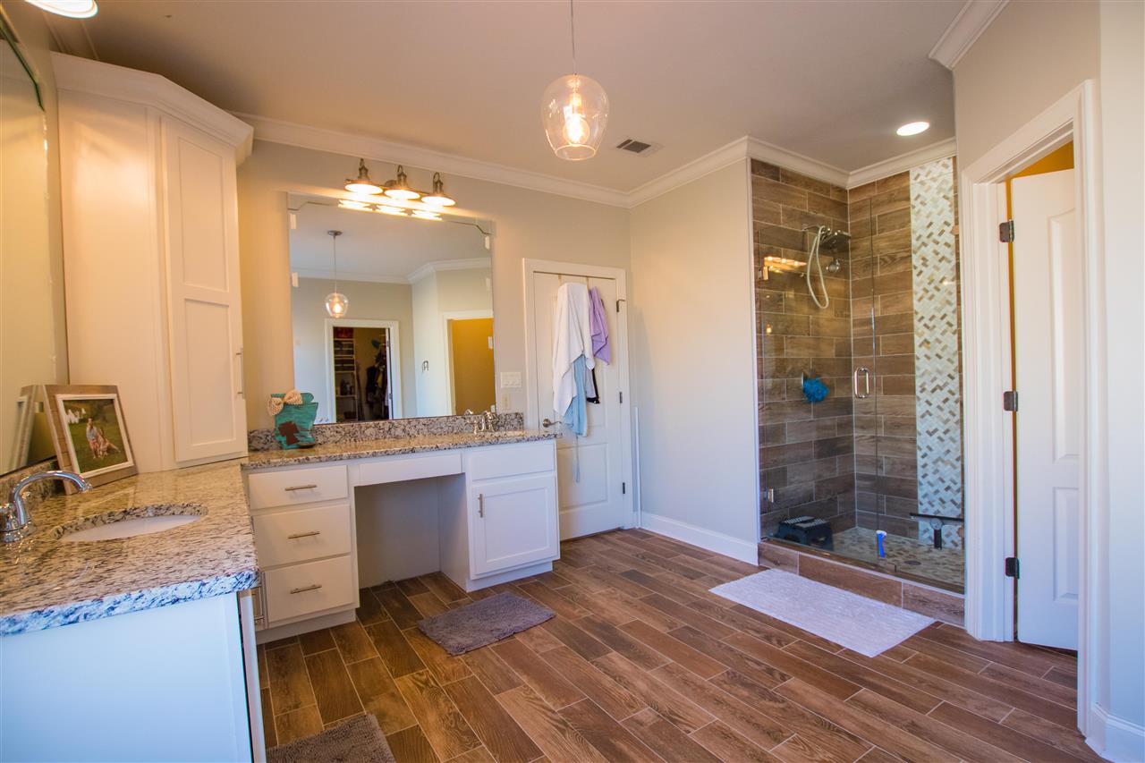 BARRINGTON PARK - Residential