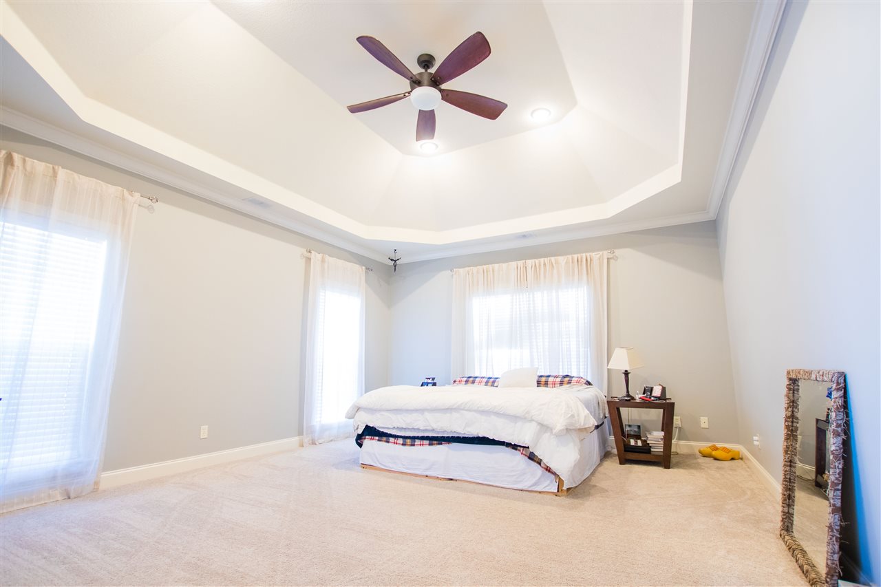 BARRINGTON PARK - Residential