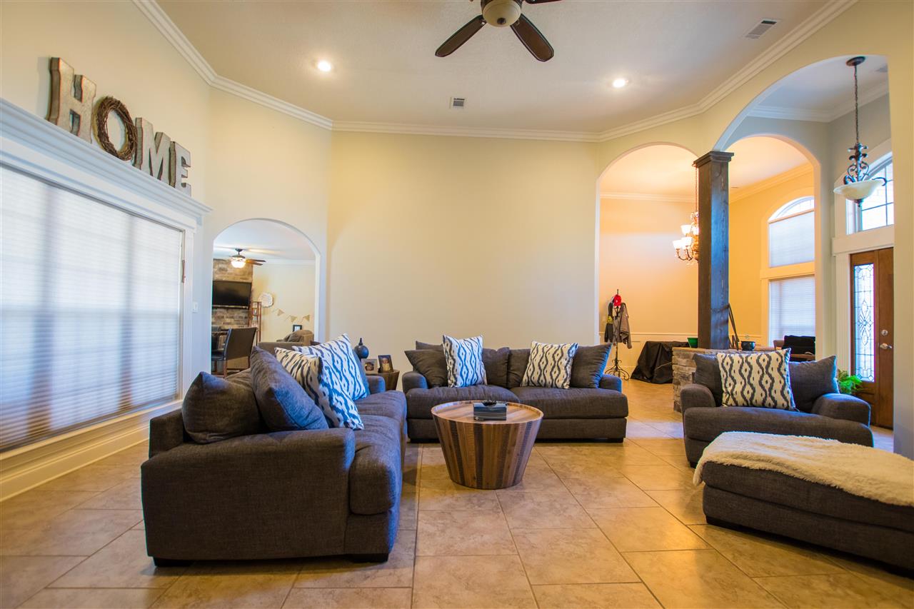 BARRINGTON PARK - Residential