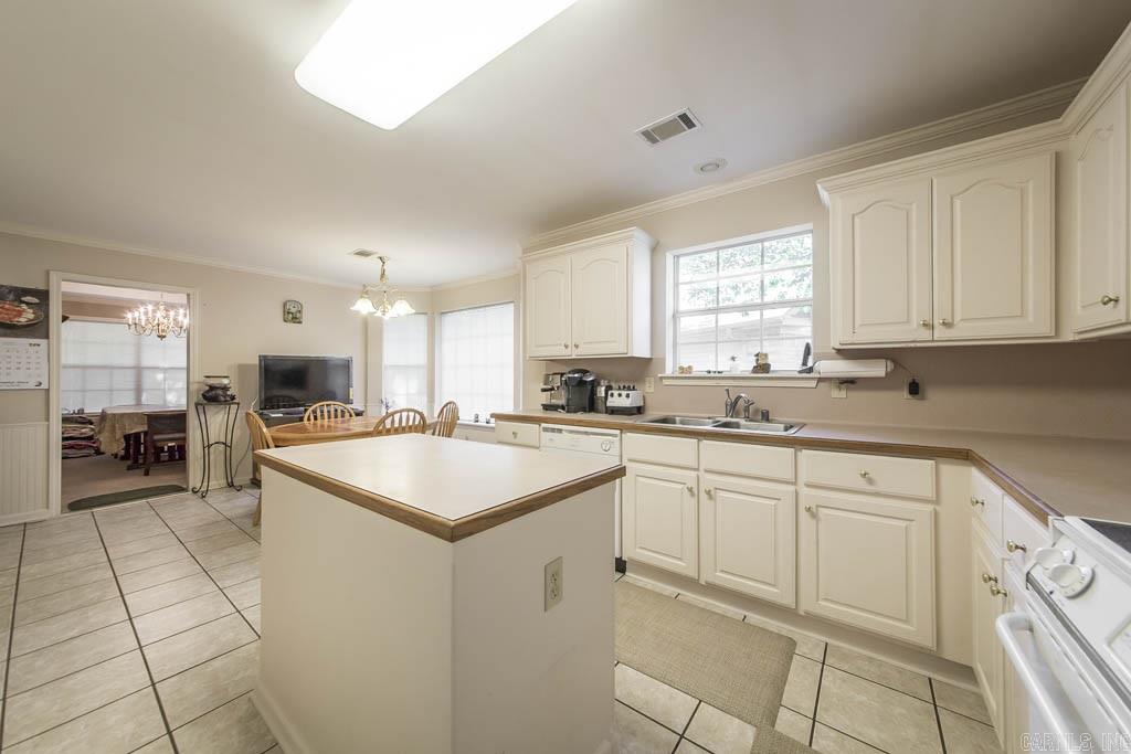 CHARLESTON HEIGHTS ADDN - Residential