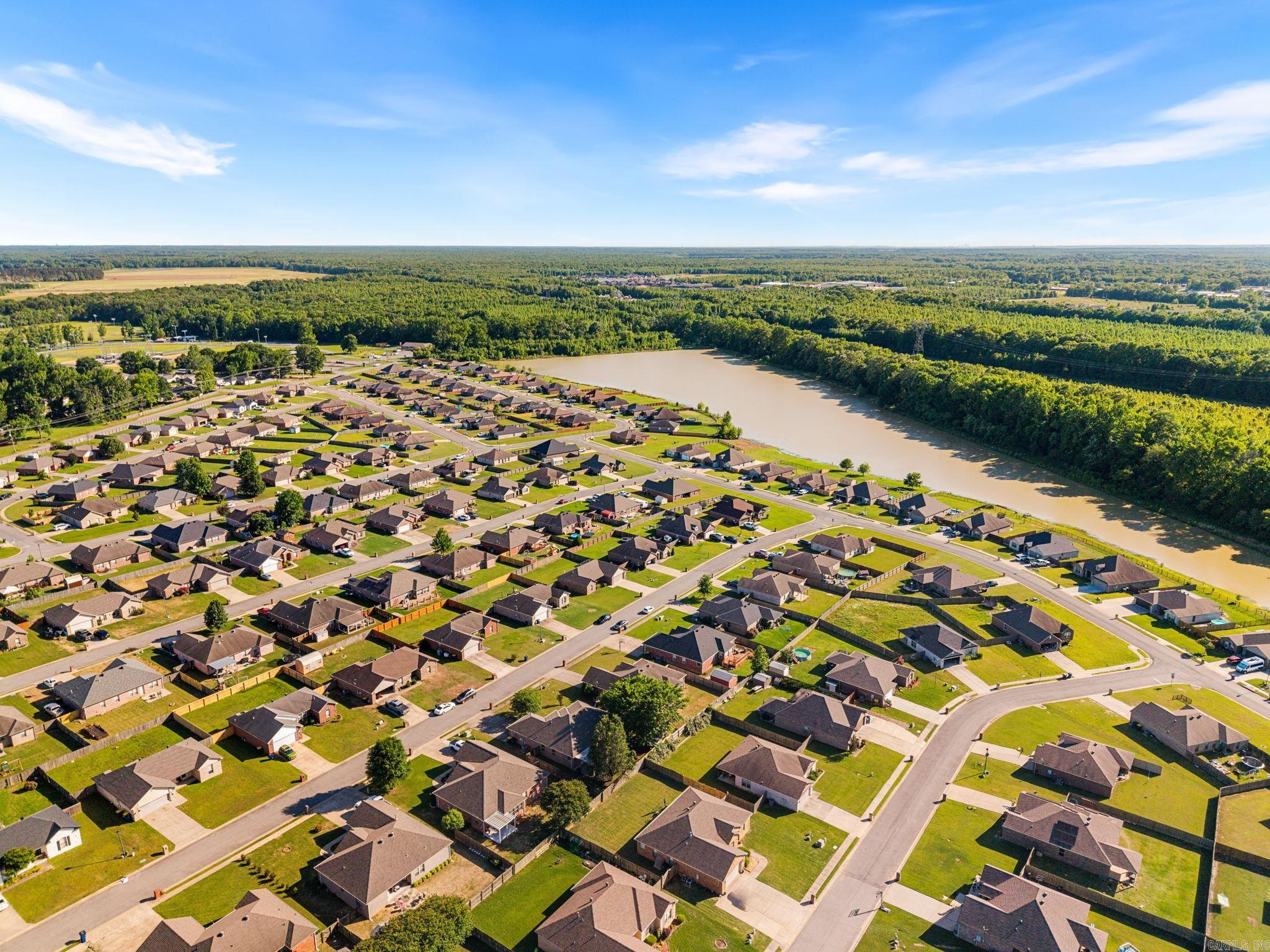 STONEHENGE PLACE - Residential