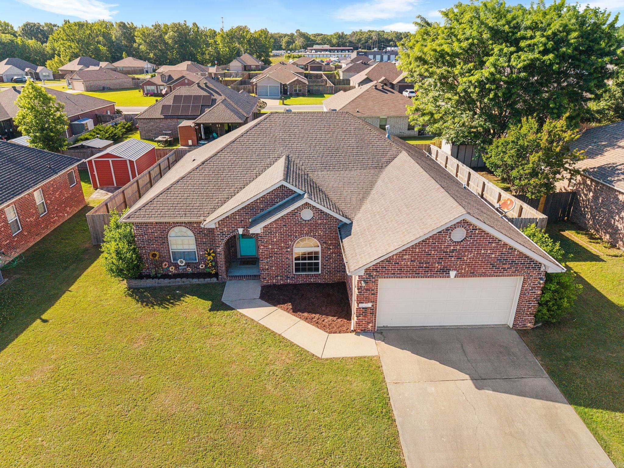 STONEHENGE PLACE - Residential
