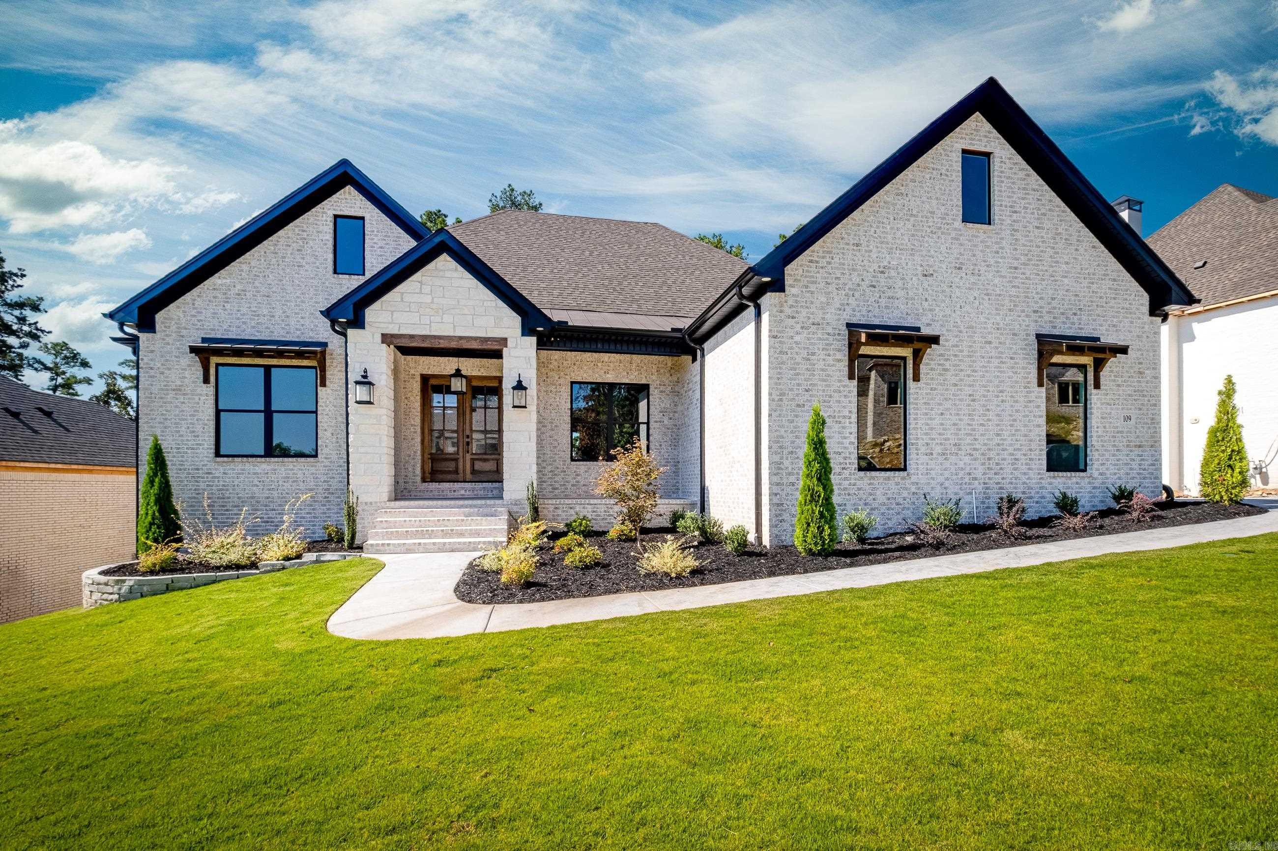CHENAL VALLEY "FALSTONE COURT" - Residential
