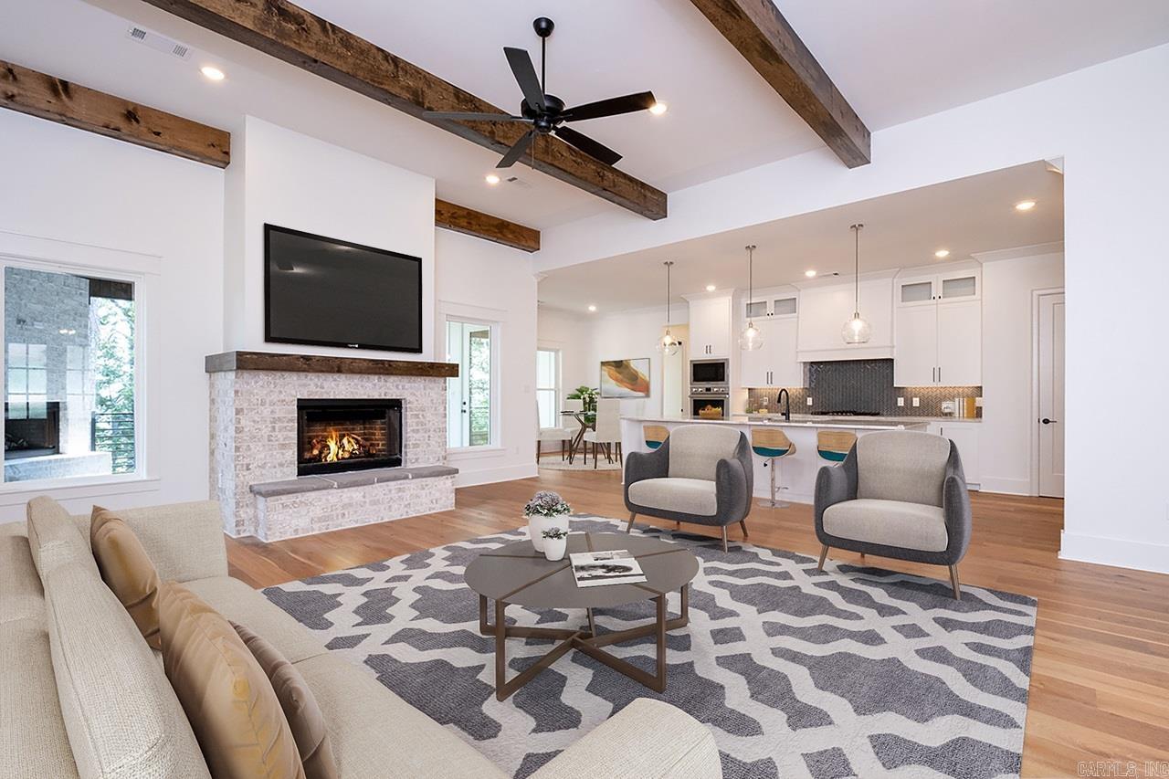 CHENAL VALLEY "FALSTONE COURT" - Residential