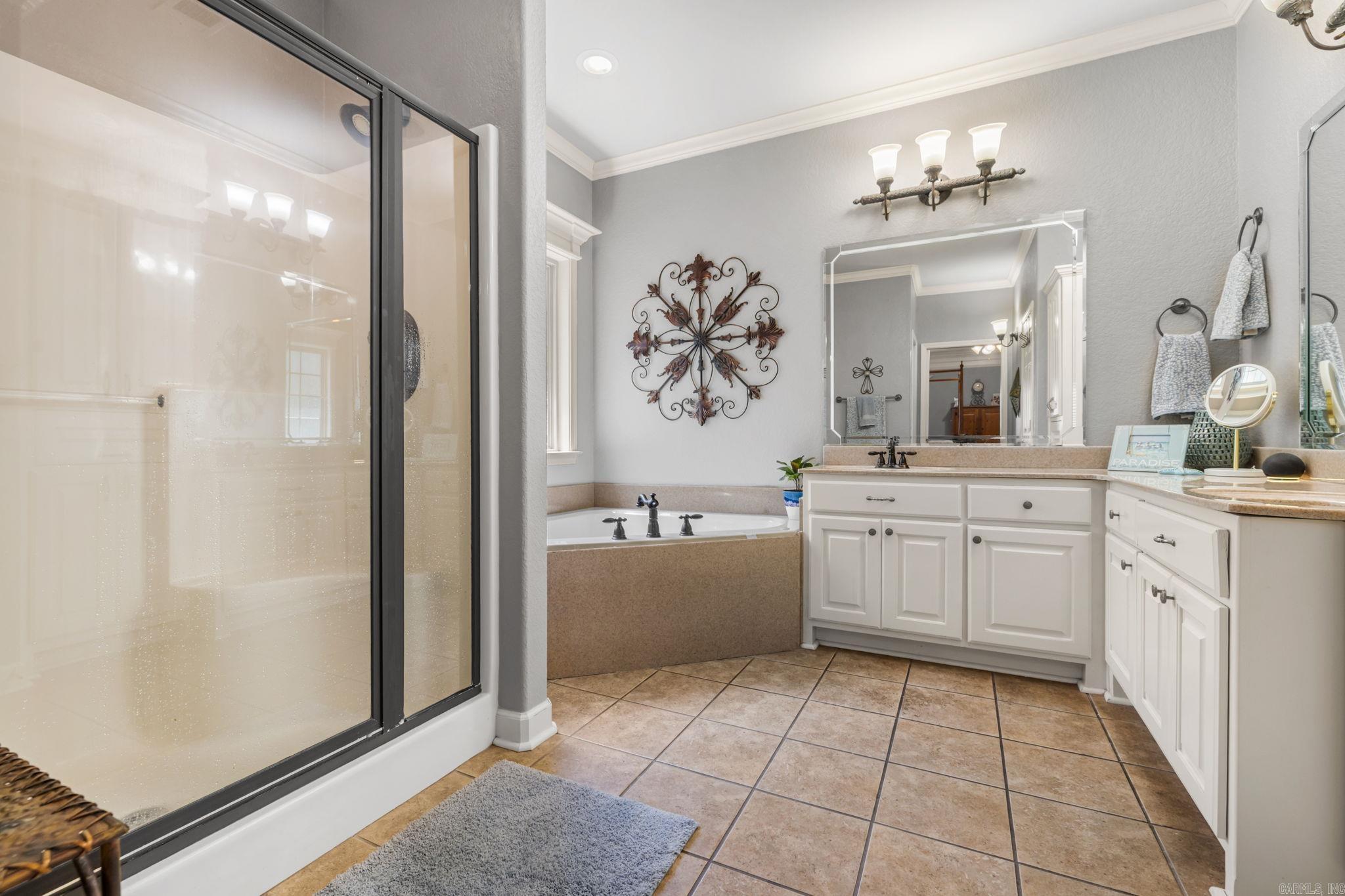 MILLERS CROSSING - Residential