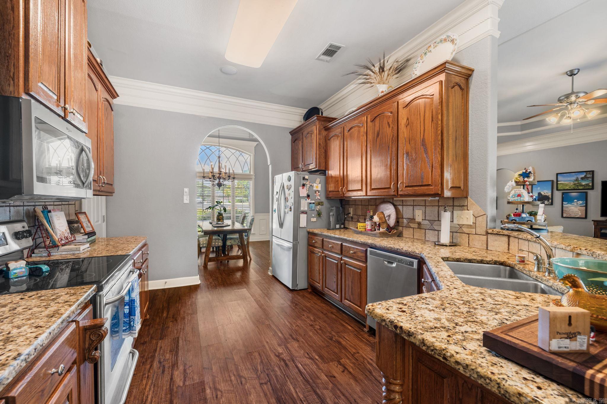 MILLERS CROSSING - Residential