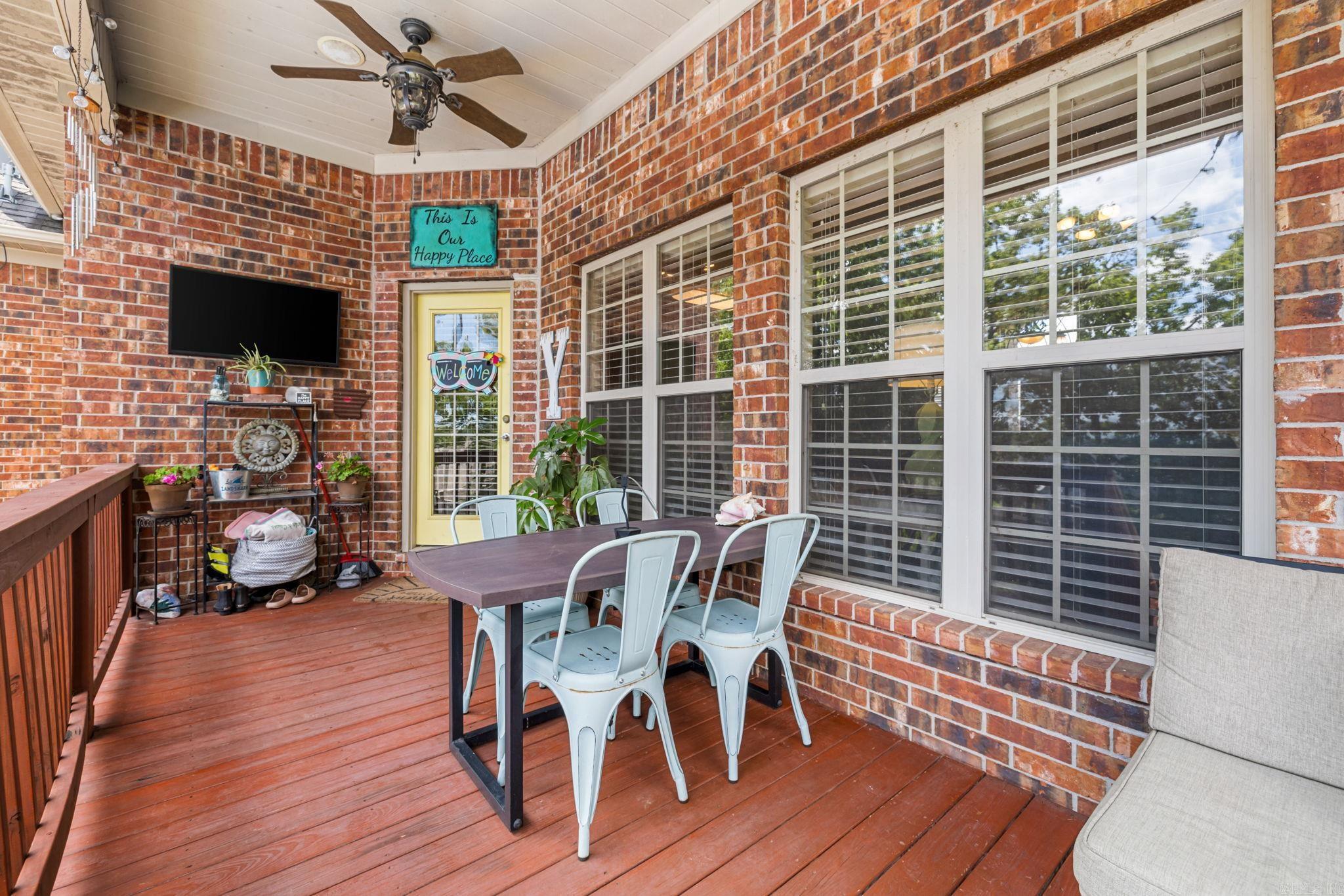 MILLERS CROSSING - Residential