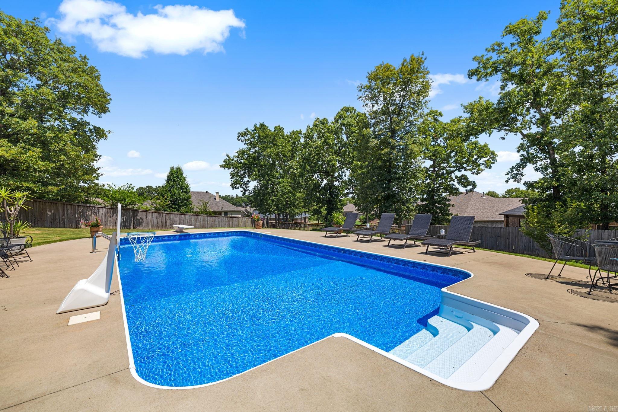 MILLERS CROSSING - Residential