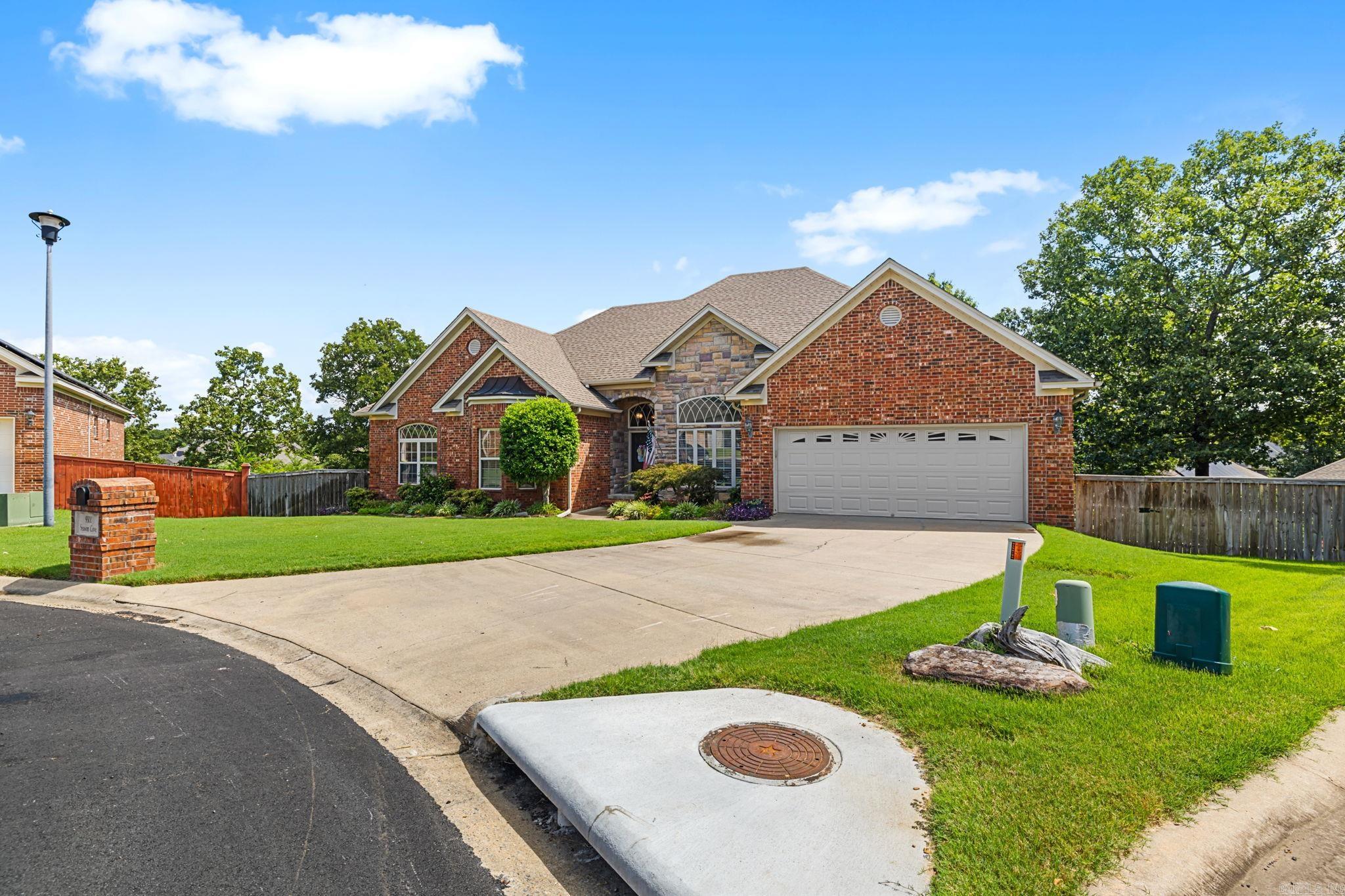 MILLERS CROSSING - Residential
