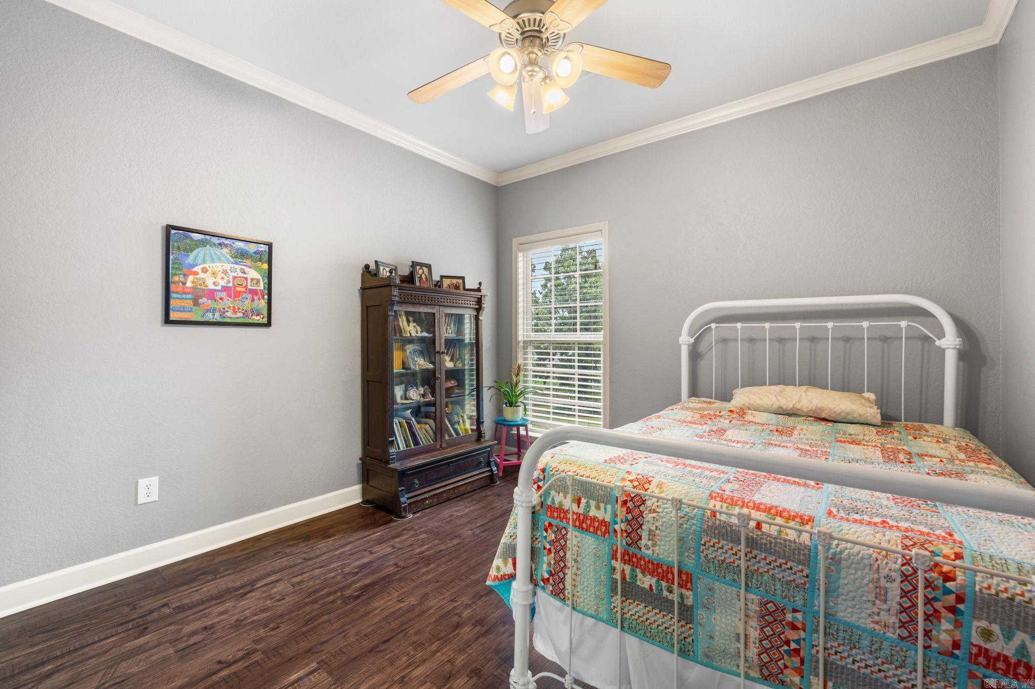 MILLERS CROSSING - Residential
