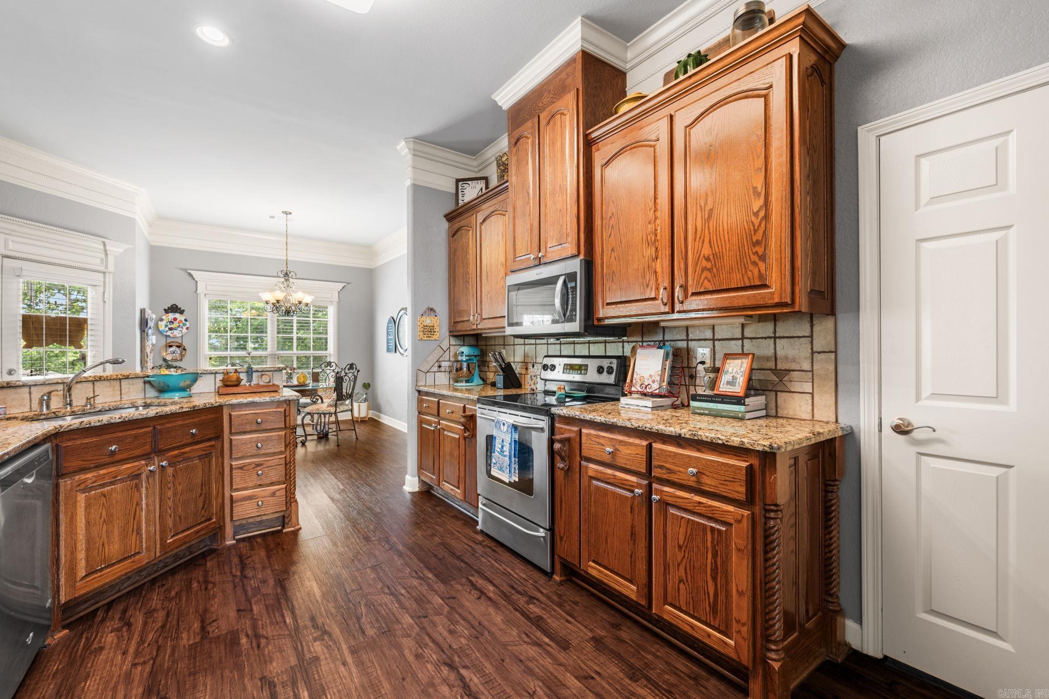 MILLERS CROSSING - Residential