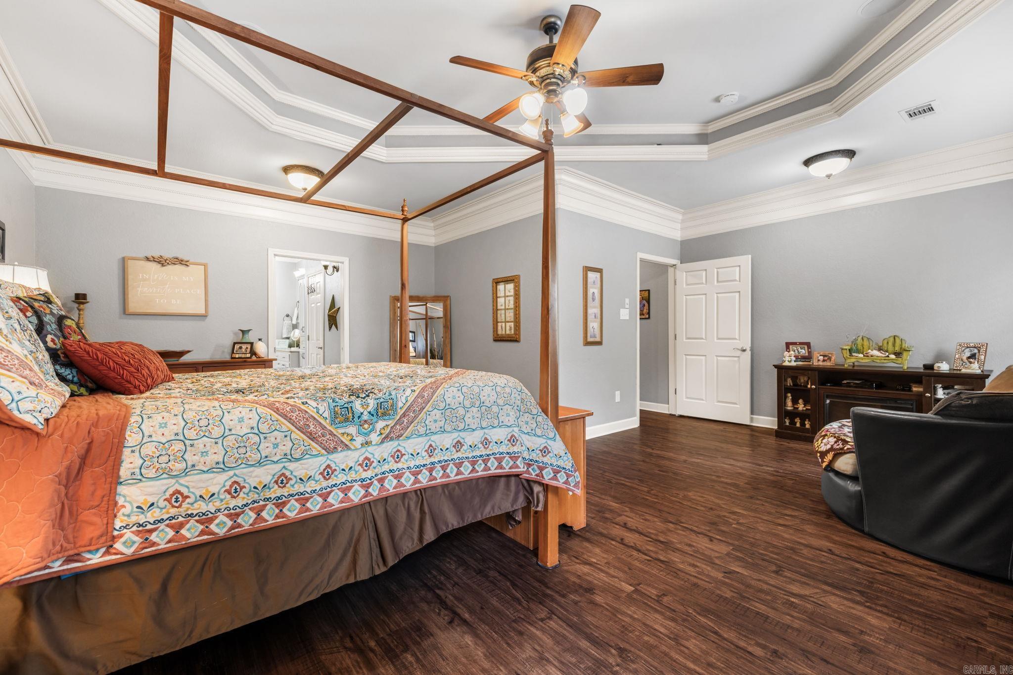 MILLERS CROSSING - Residential