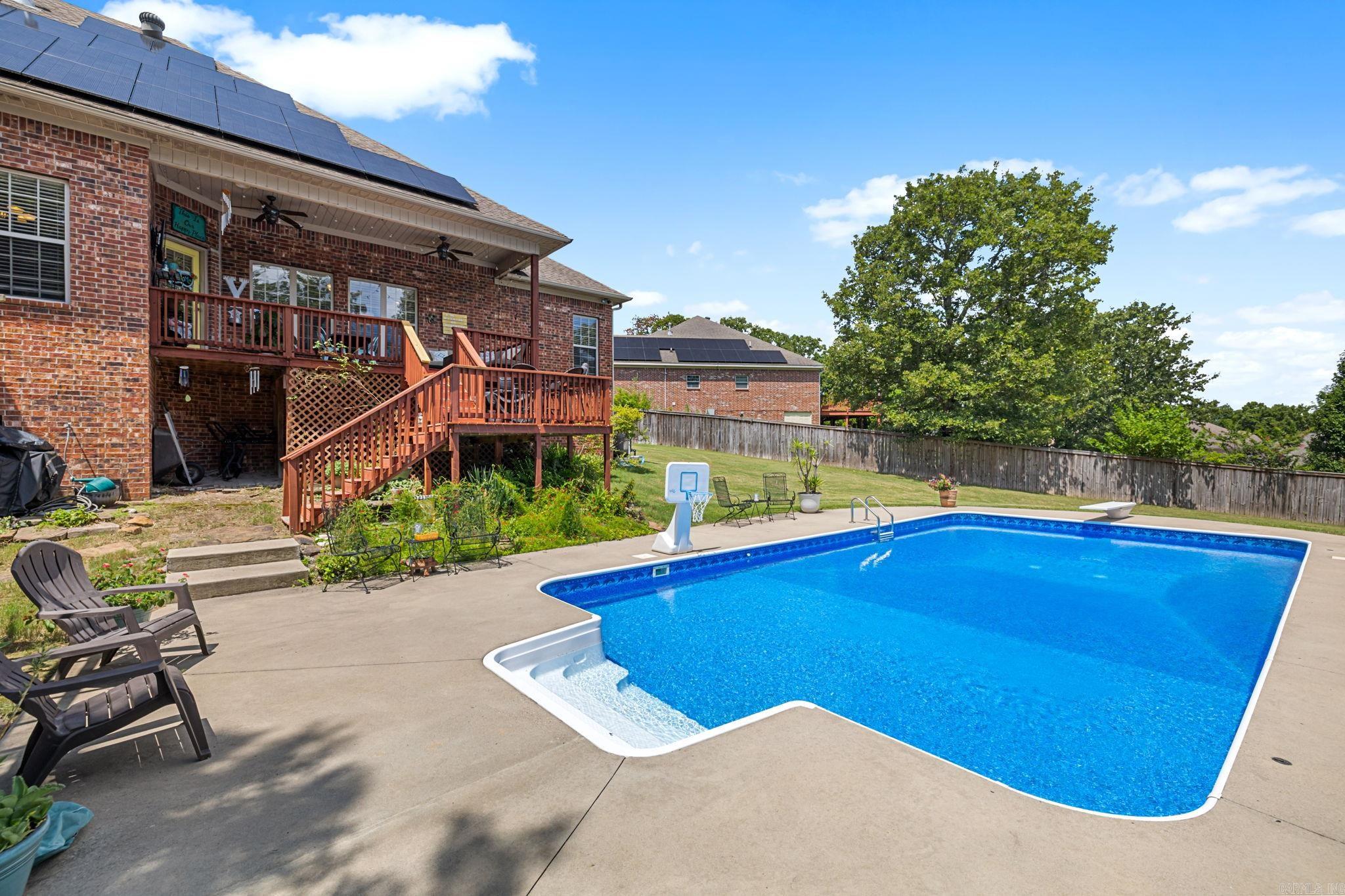 MILLERS CROSSING - Residential
