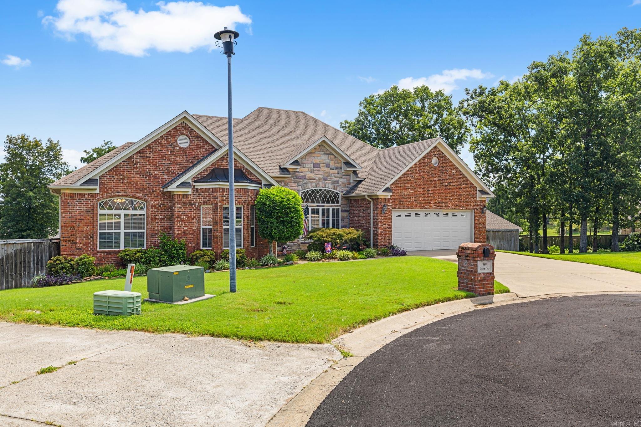 MILLERS CROSSING - Residential