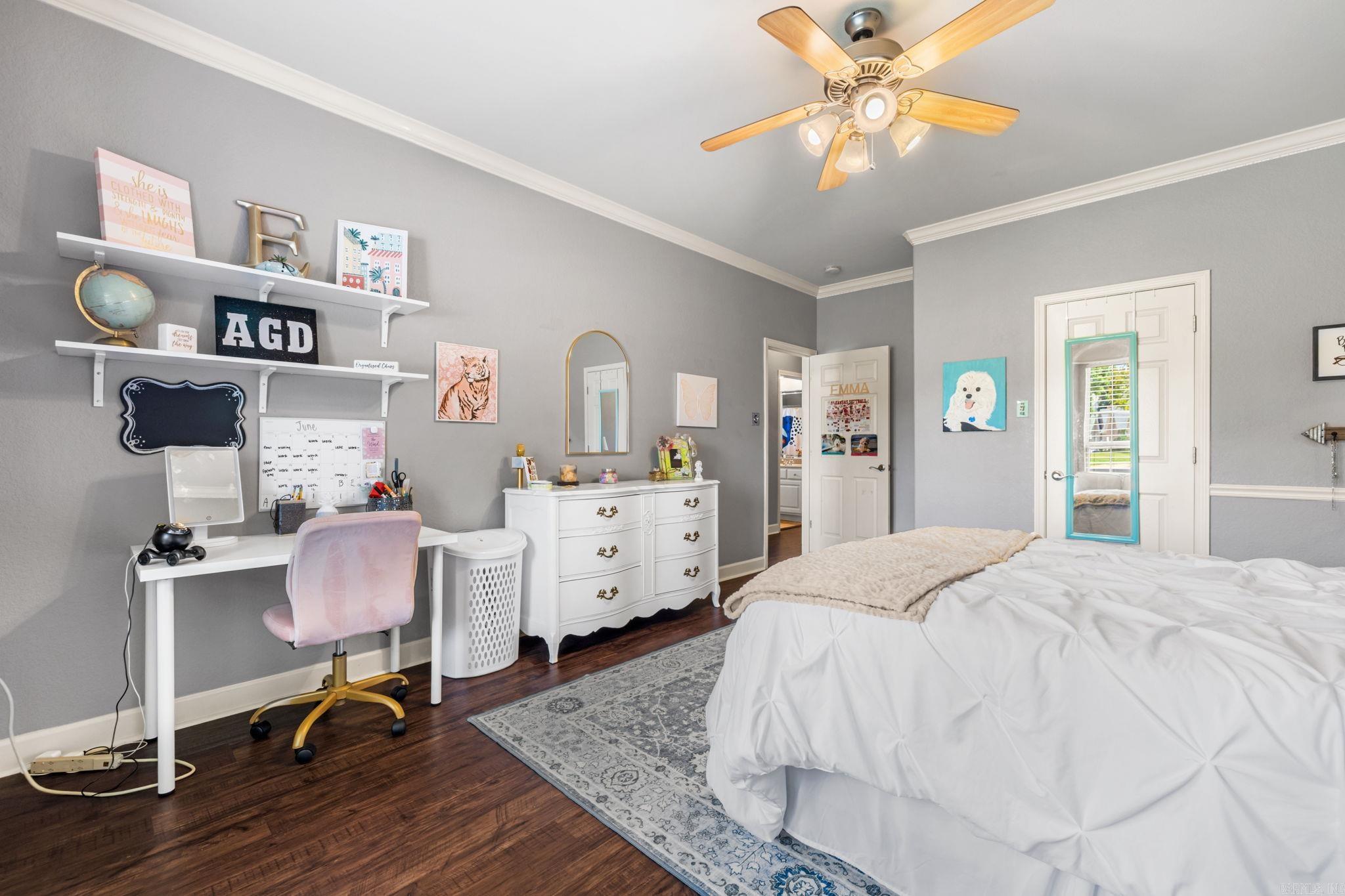 MILLERS CROSSING - Residential