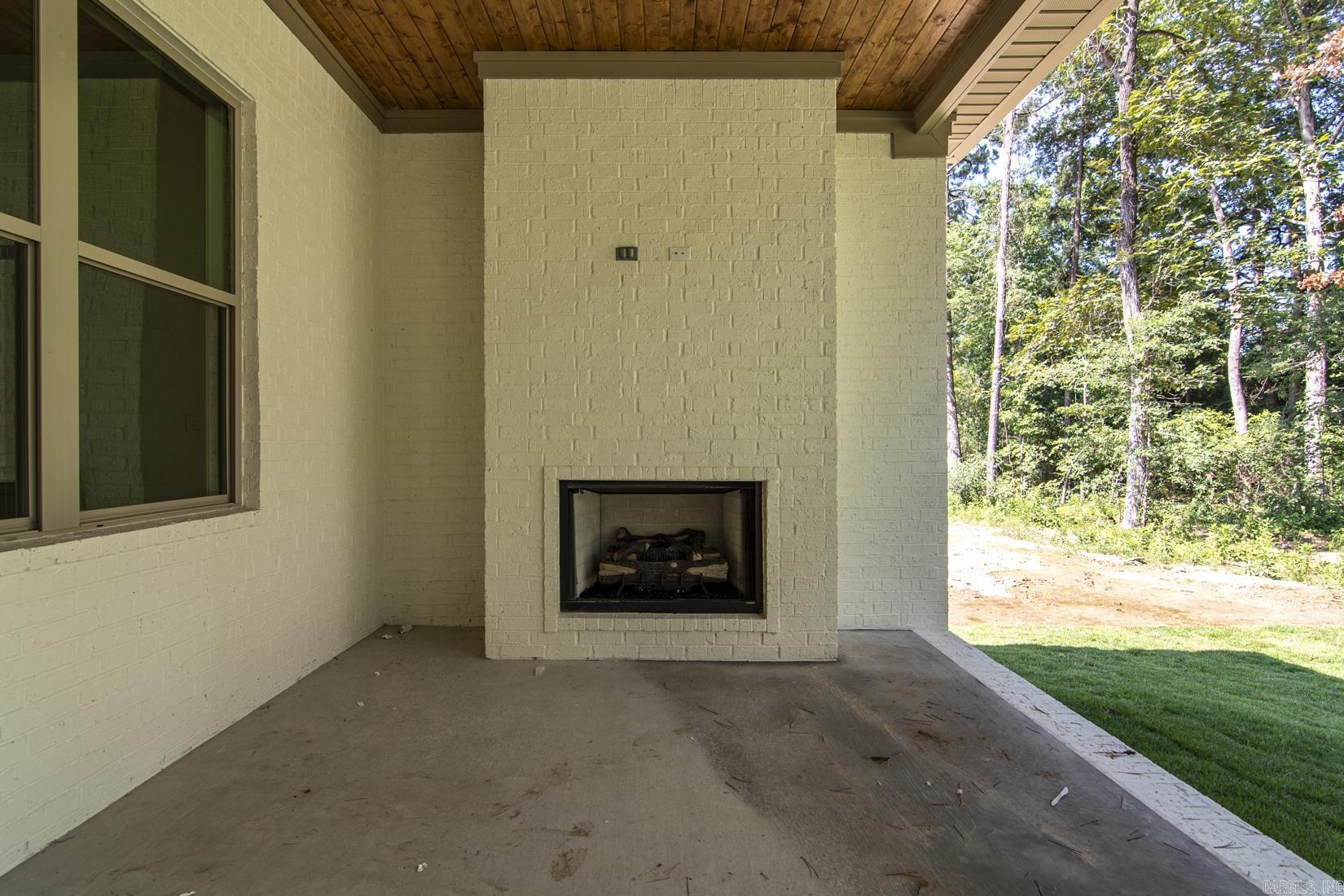 CHENAL VALLEY MEREVILLE PLACE - Residential