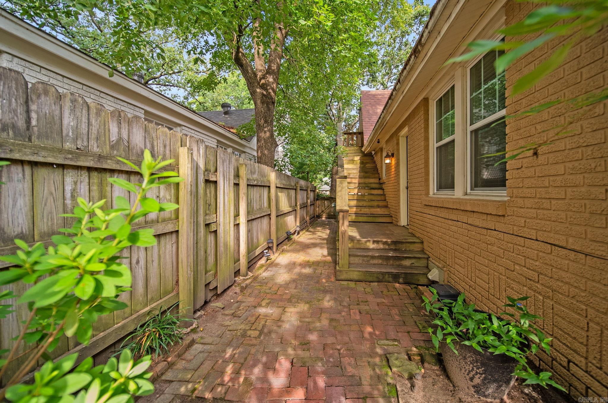 CLIFFEWOOD - Residential