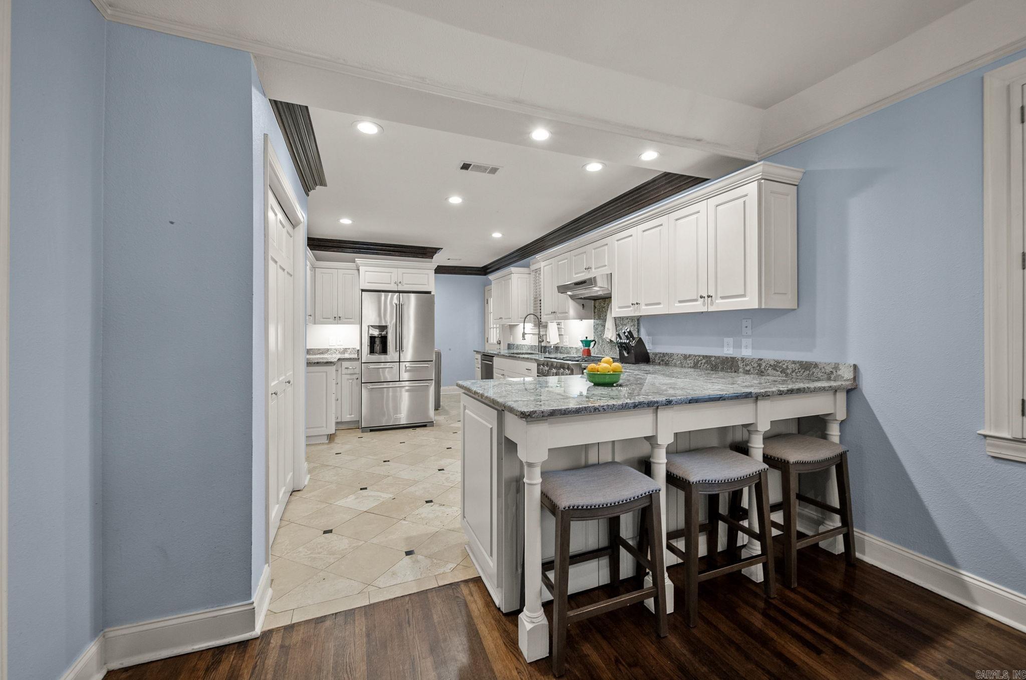 CLIFFEWOOD - Residential