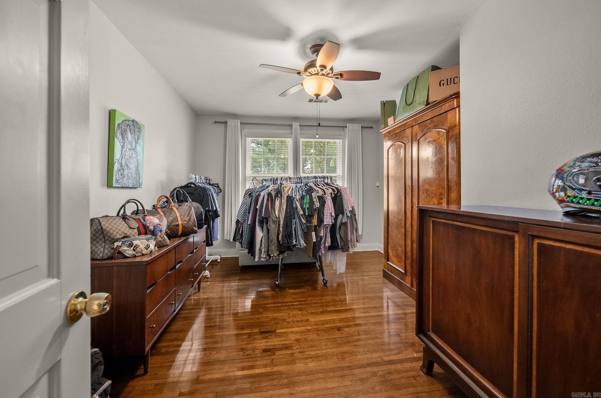 CLIFFEWOOD - Residential