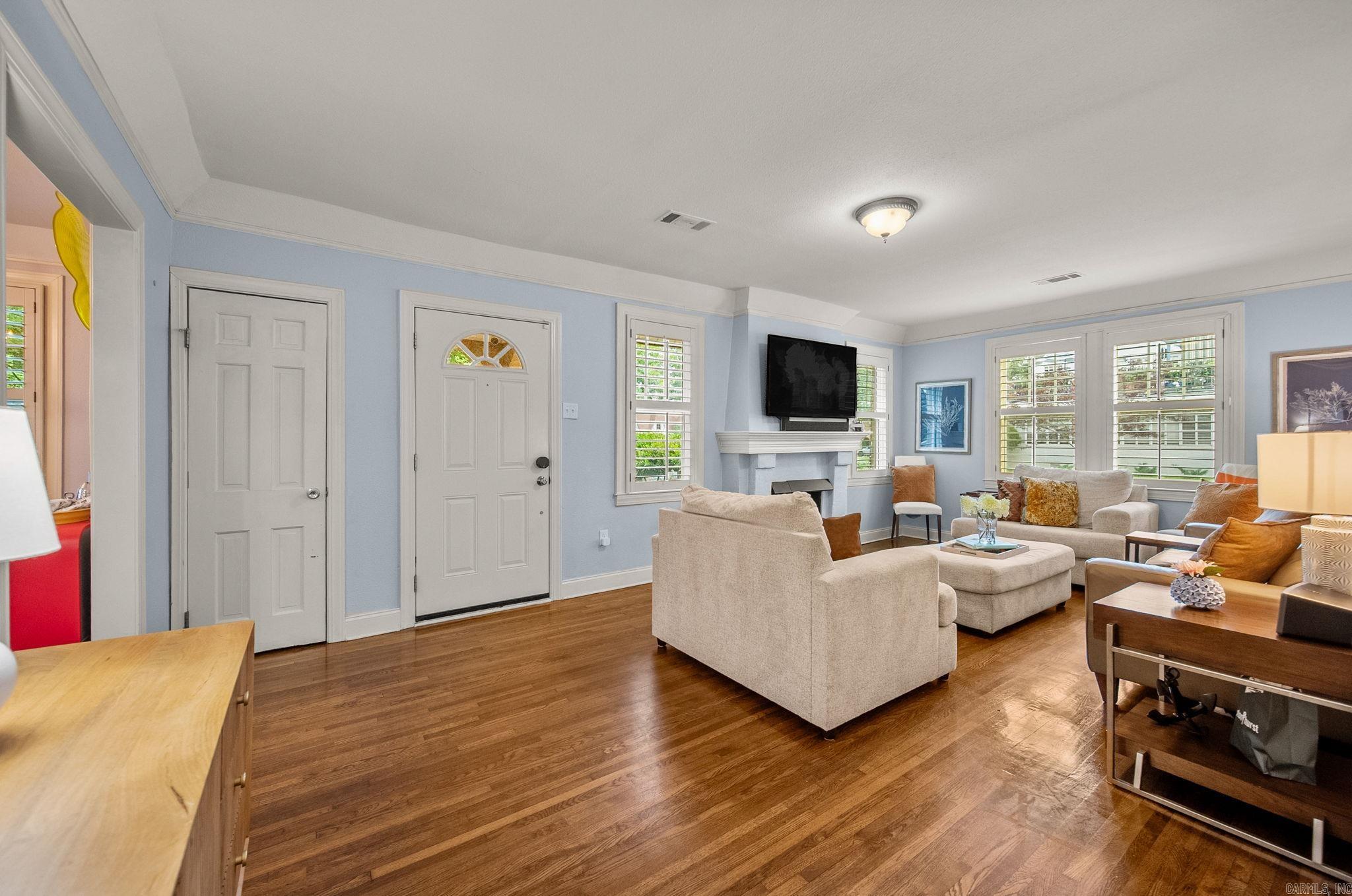 CLIFFEWOOD - Residential