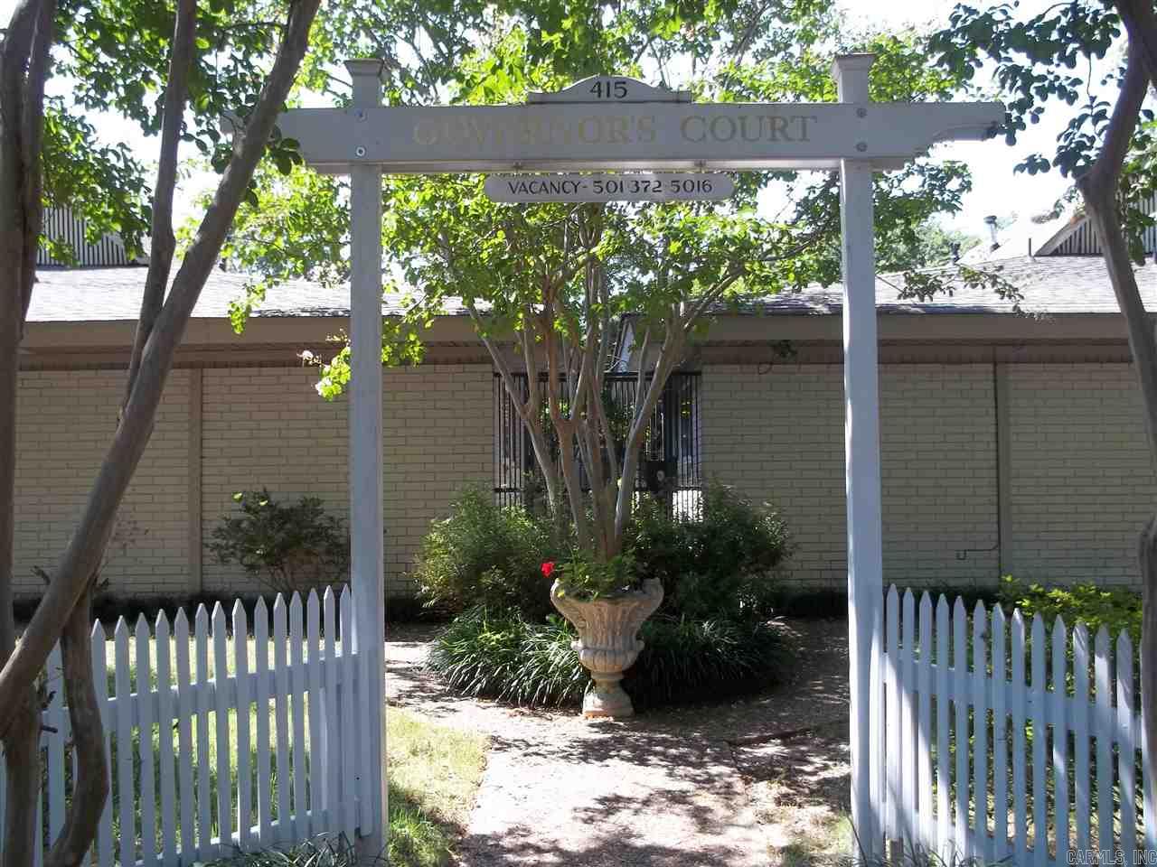 Live comfortably in the beautiful Governor's Mansion / SOMA area! Great area for riding bikes or walking to the many shops or fine restaurants in nearby SOMA. This wonderful Mid-Century Modern complex has an opening. It is secured access gated community that is super QUIET! Apartment has central heat & air, lots of closet space, easy to keep & a private exterior setting. On-site laundry , security fencing and more. Private, secure off street parking. CALL TODAY, Marshall Peters & Associates 501-414-8340