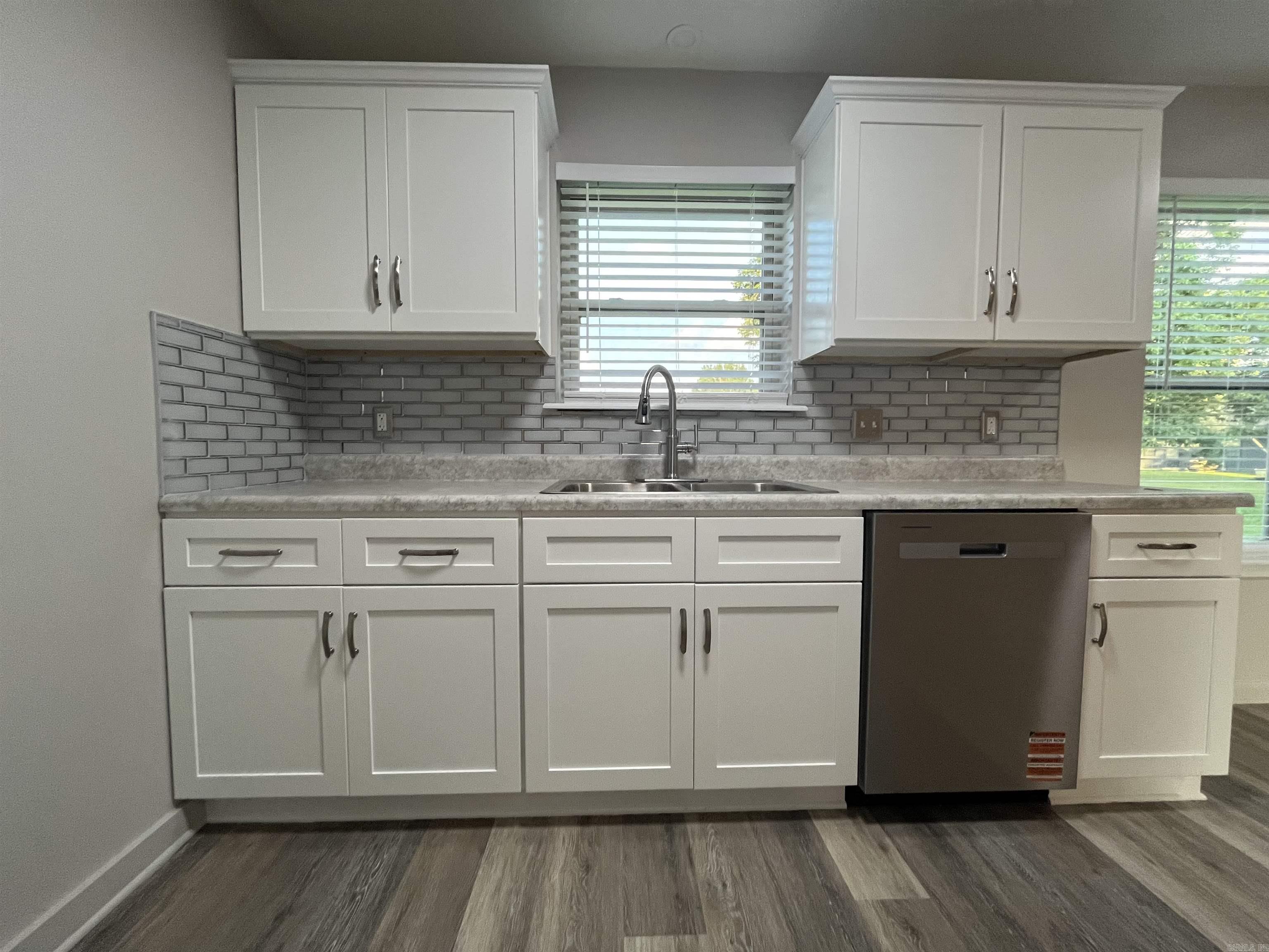 PLEASANT HOMES - Residential