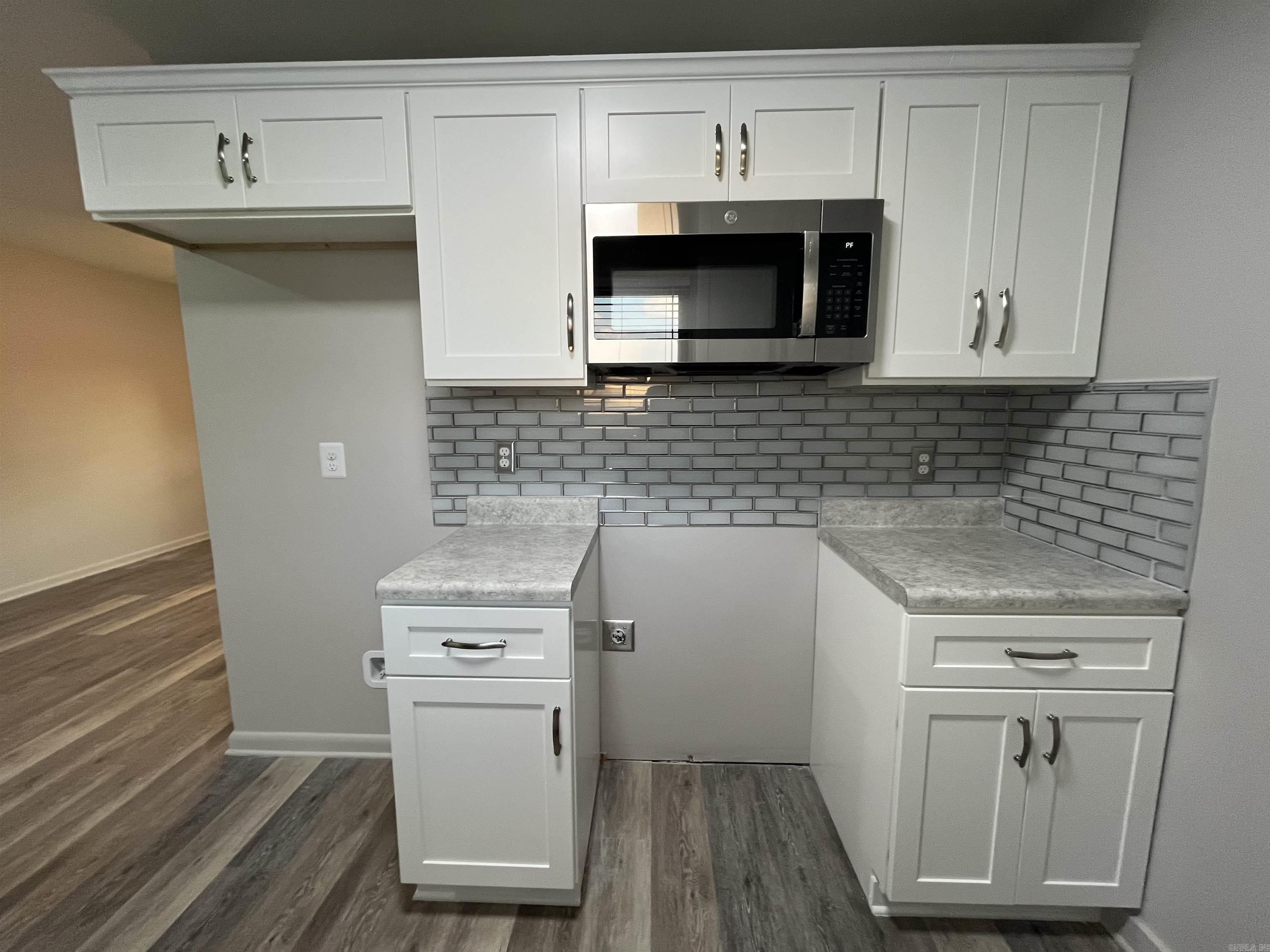 PLEASANT HOMES - Residential
