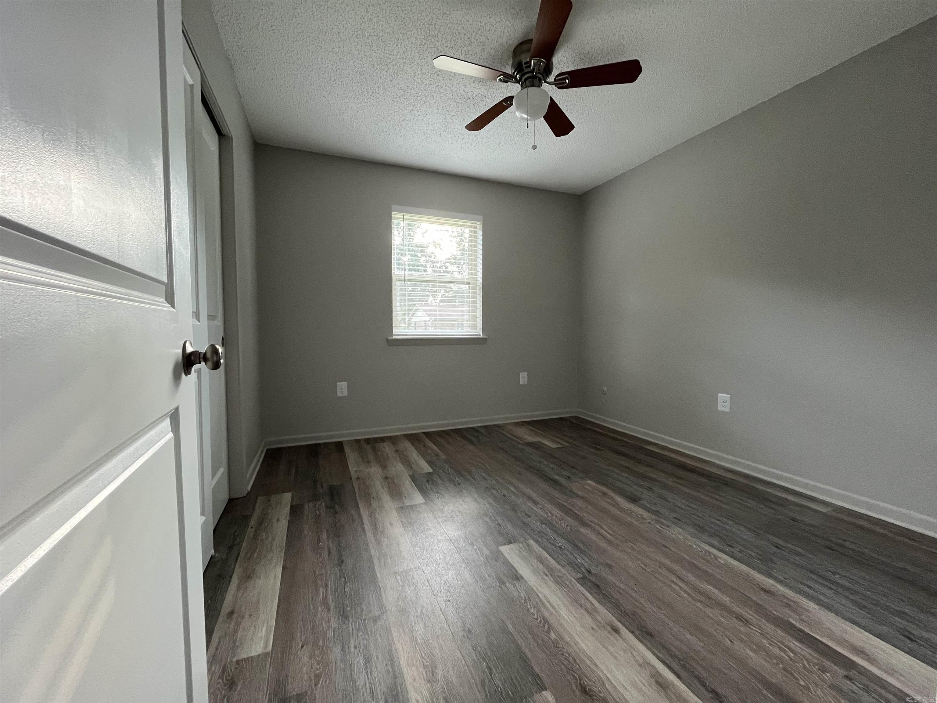 PLEASANT HOMES - Residential