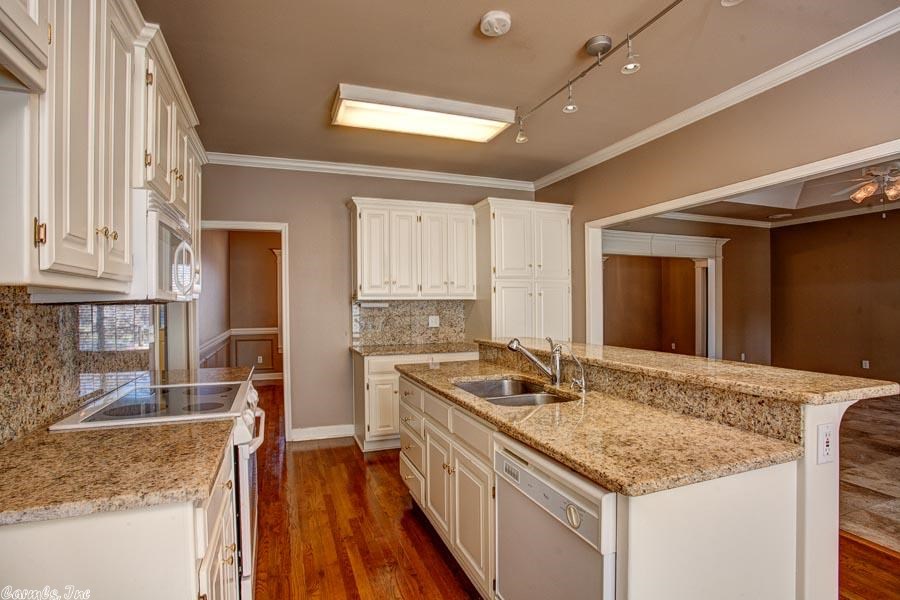 CHENAL VALLEY BAYONNE PLACE - Residential