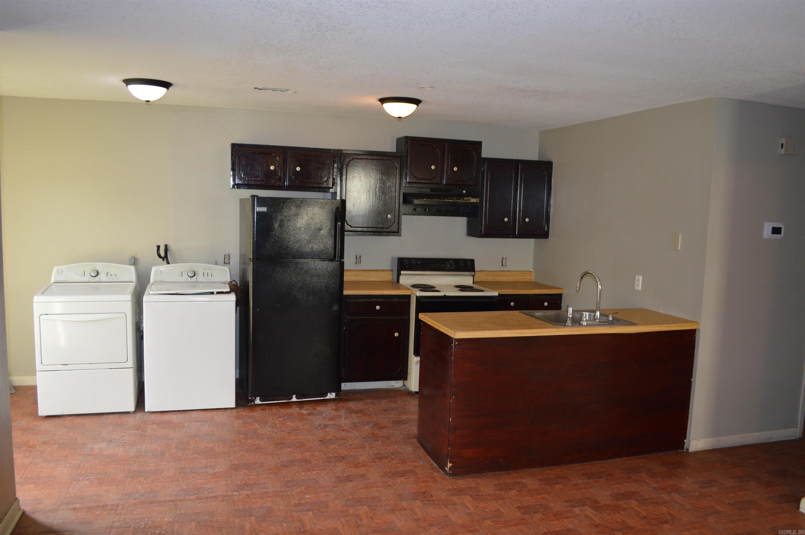 MALLARD ESTATES - Residential
