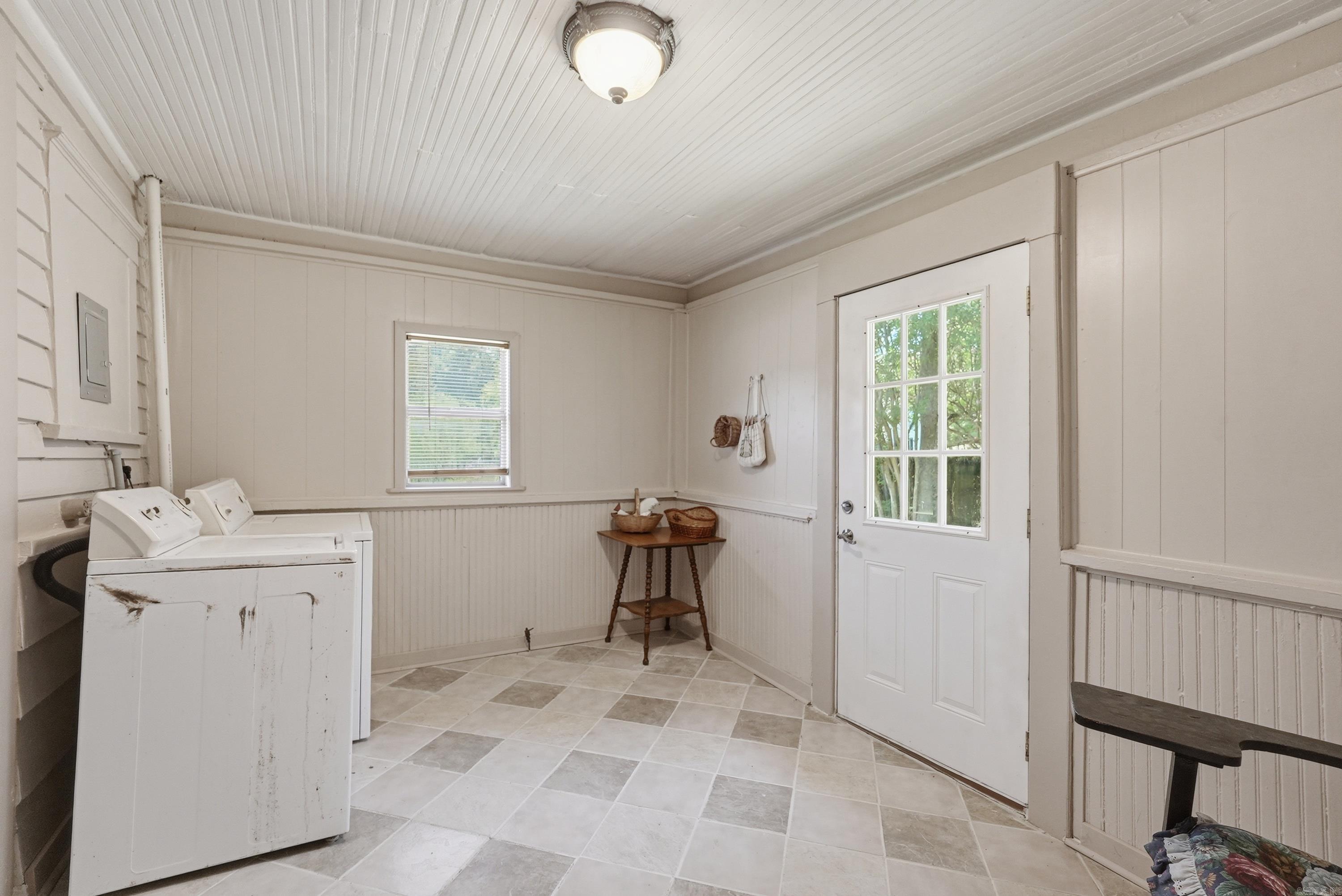 DISMUKES ADDN - Residential