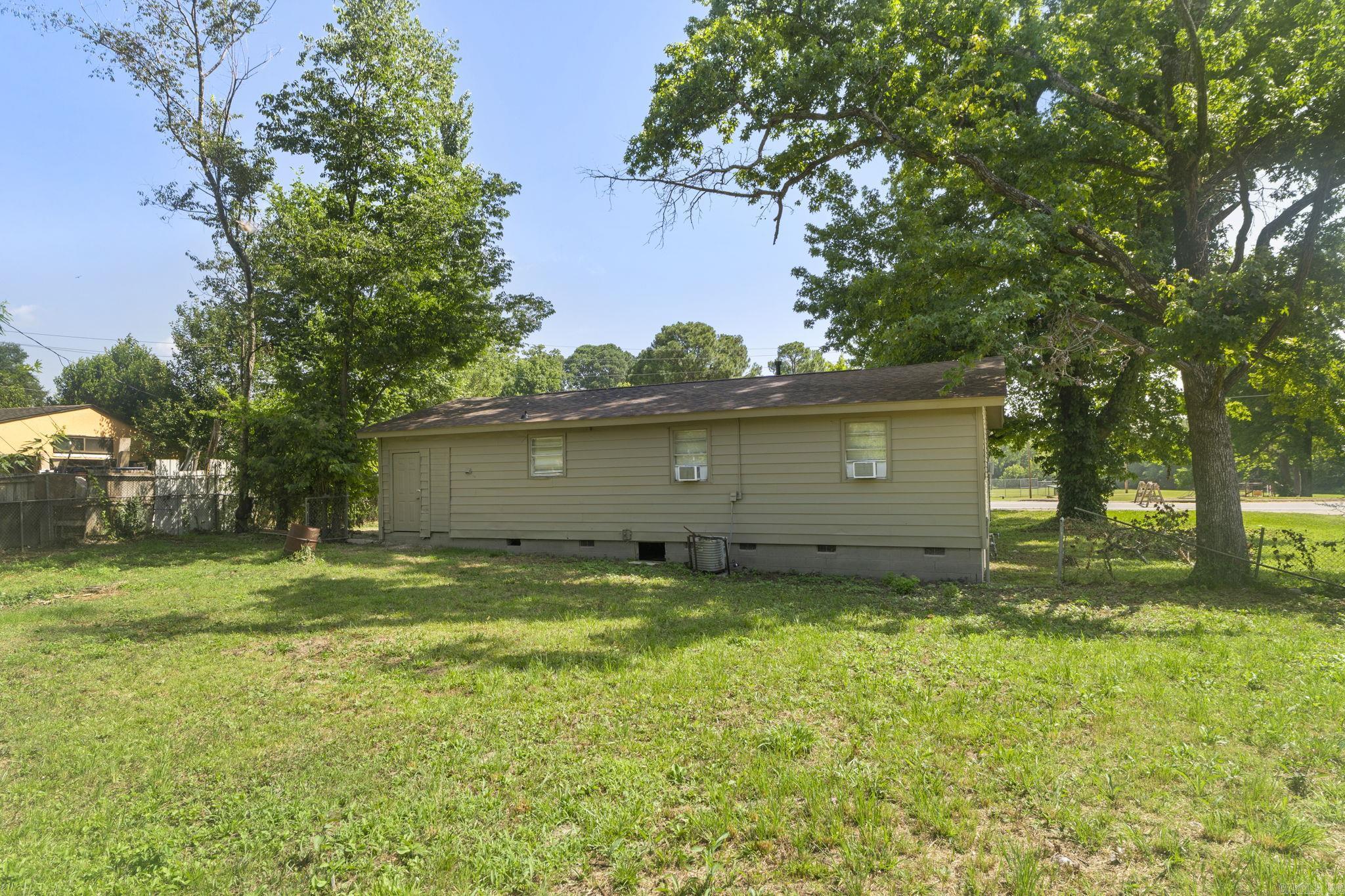 GUM SPRINGS - Residential