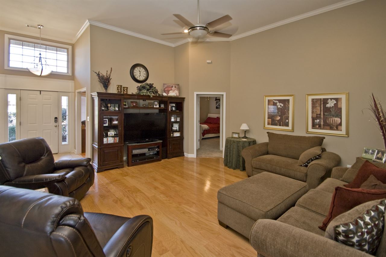 SILVER SPRINGS PH II - Residential