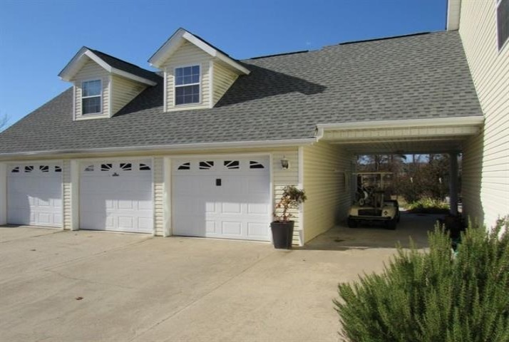 River Bend - Commercial Sale