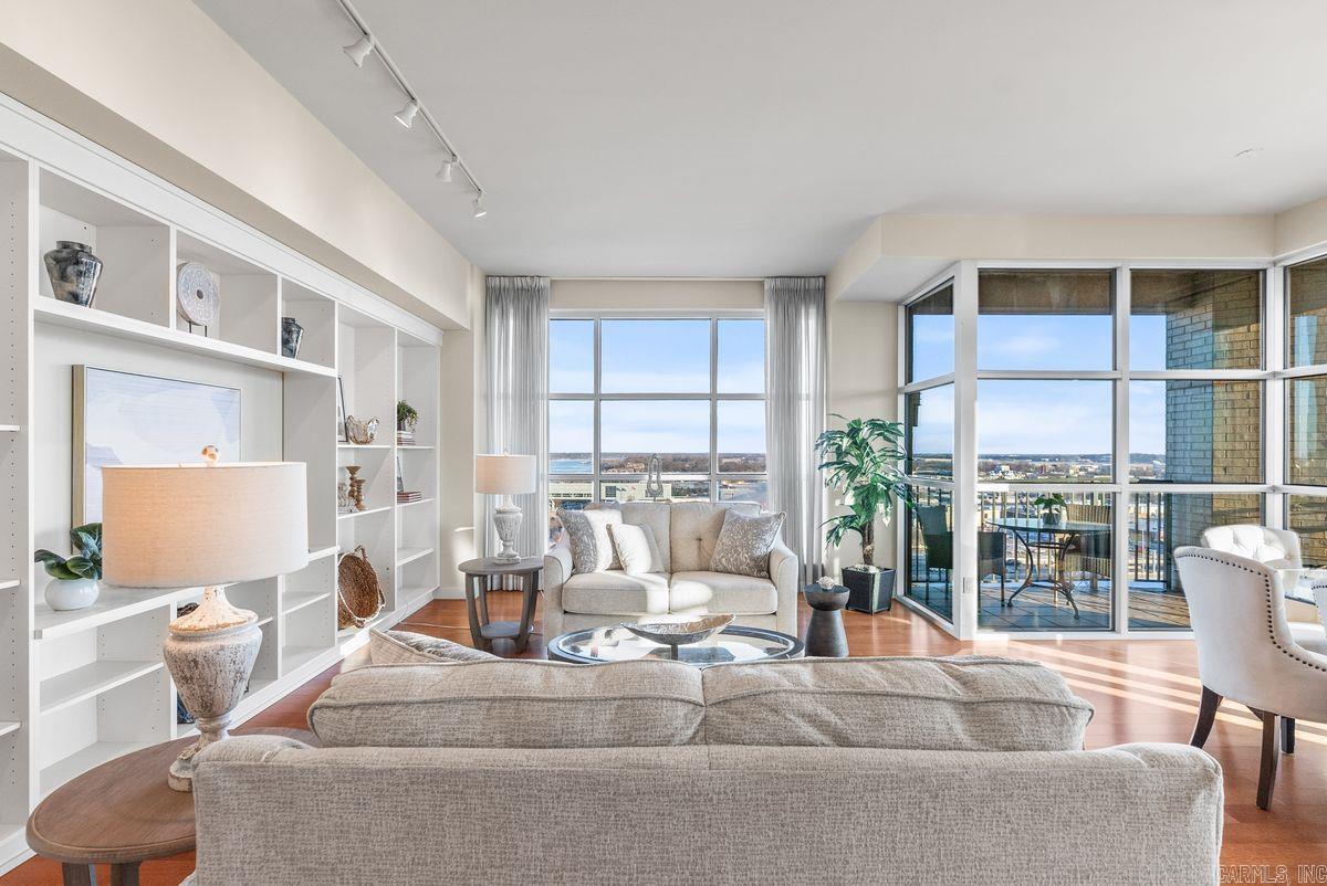 CLINTON & SHERMAN HPR - Residential