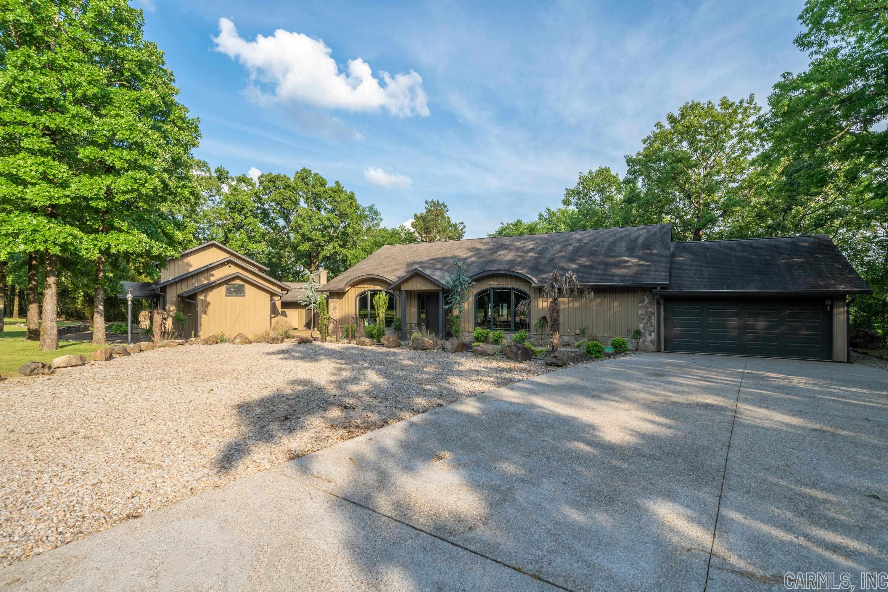 BEAUREVE BAY - Residential