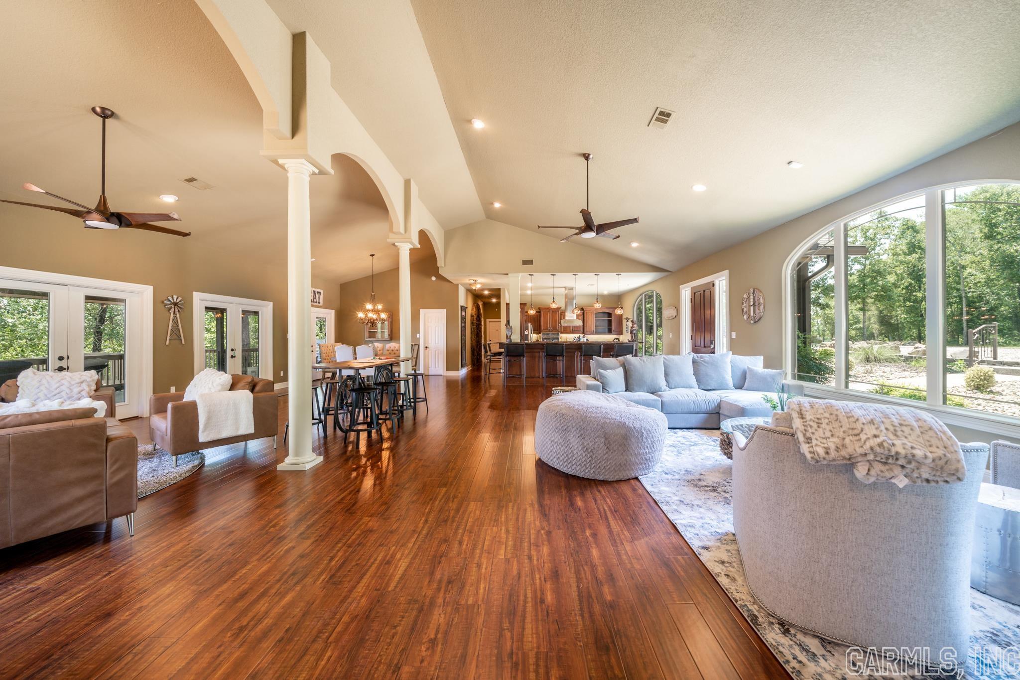 BEAUREVE BAY - Residential